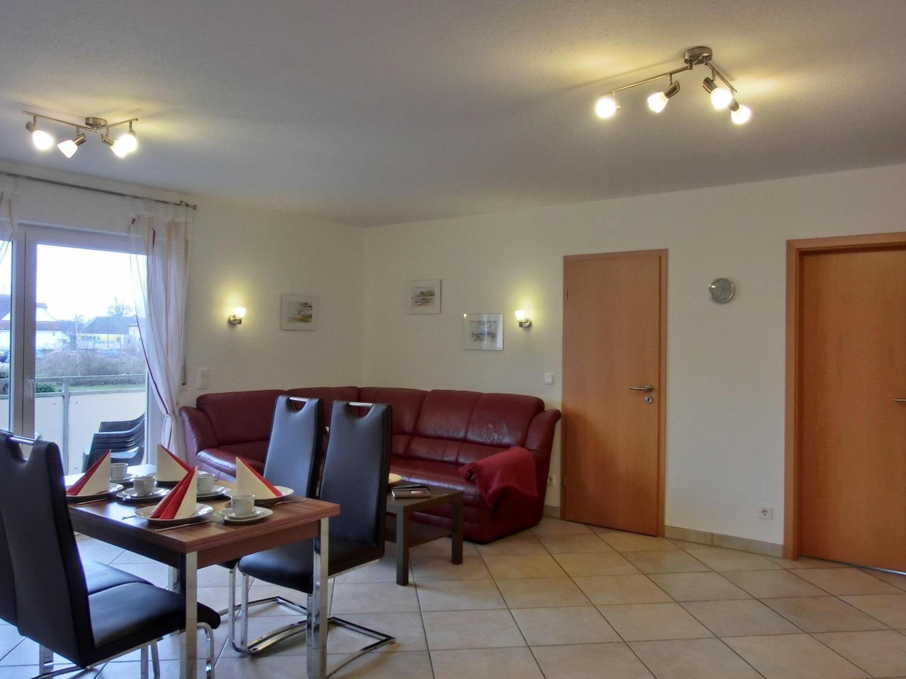 Apartment with Balcony photo 1