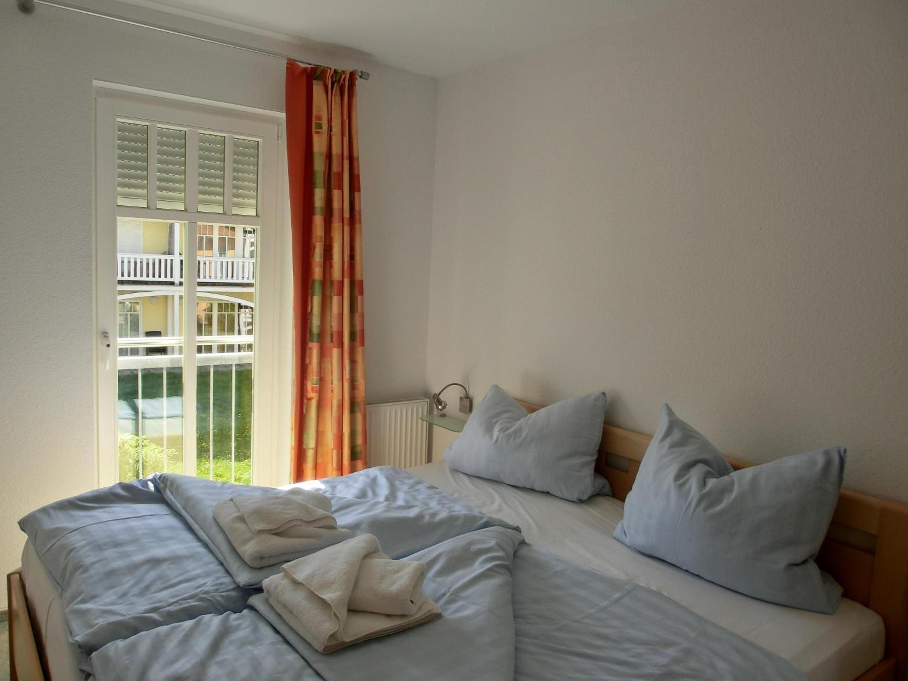 Apartment with Balcony photo 3