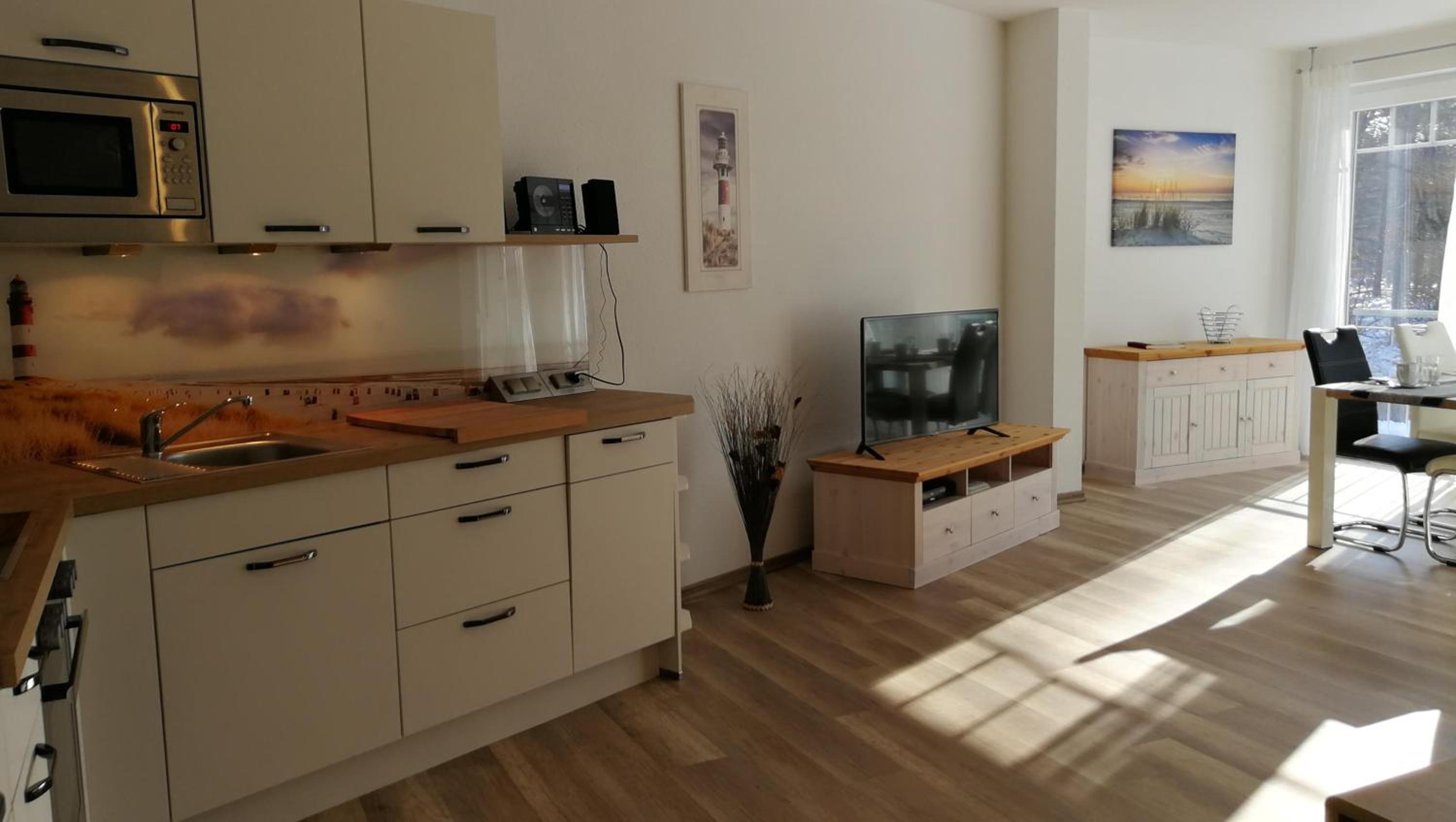 One-Bedroom Apartment photo 2