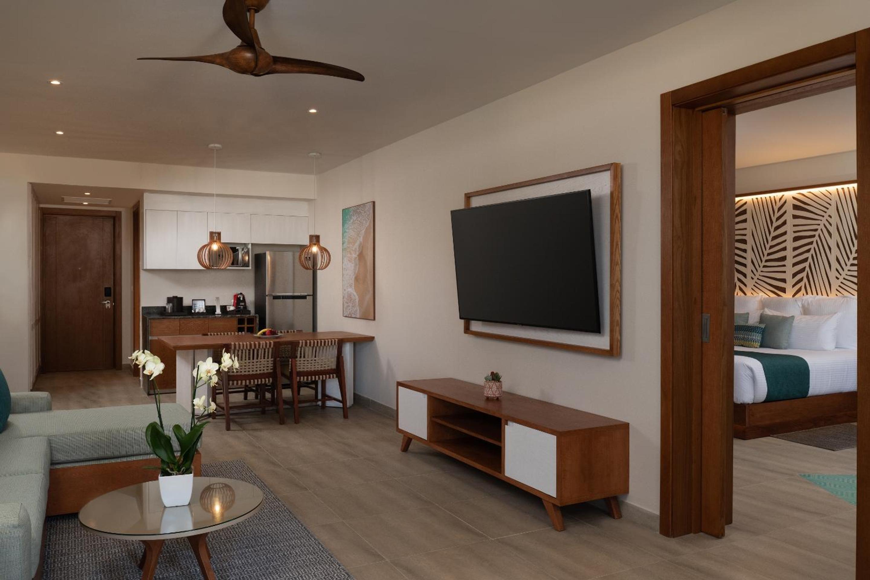 Preferred Club Master Suite Ocean Front - Photo 1