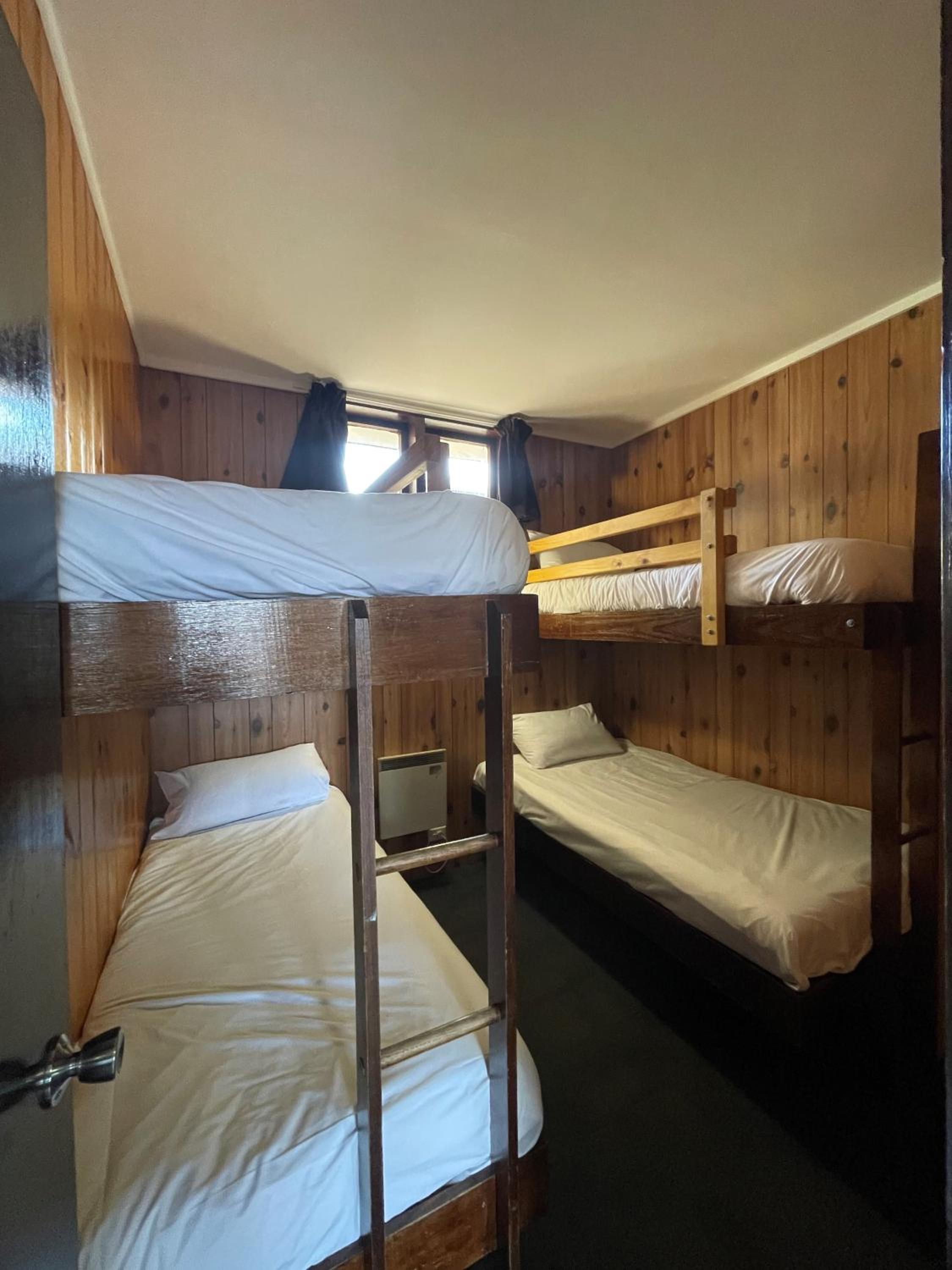 Two Bedroom Cabin photo 3