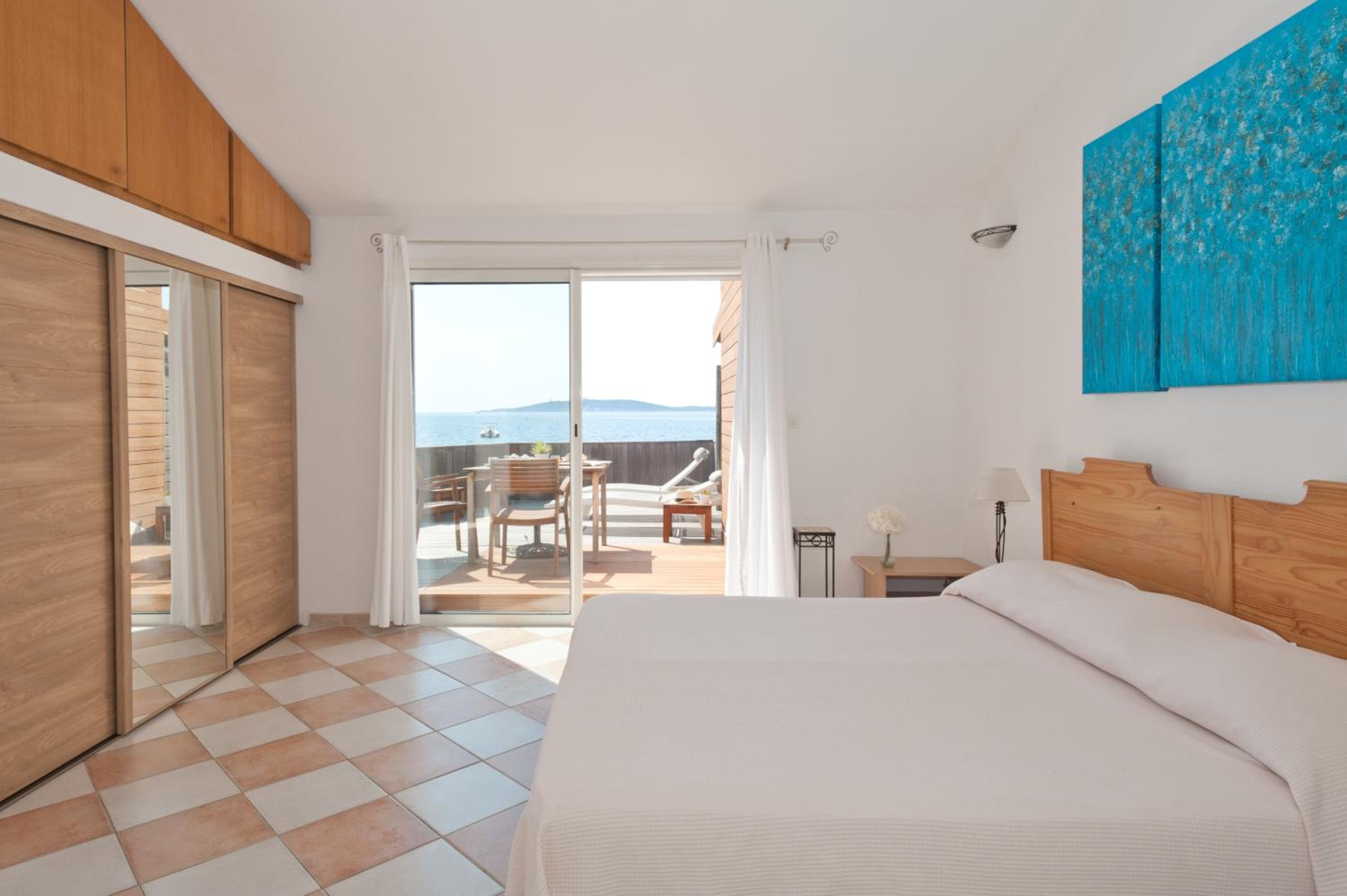 Double Room - Beach Front