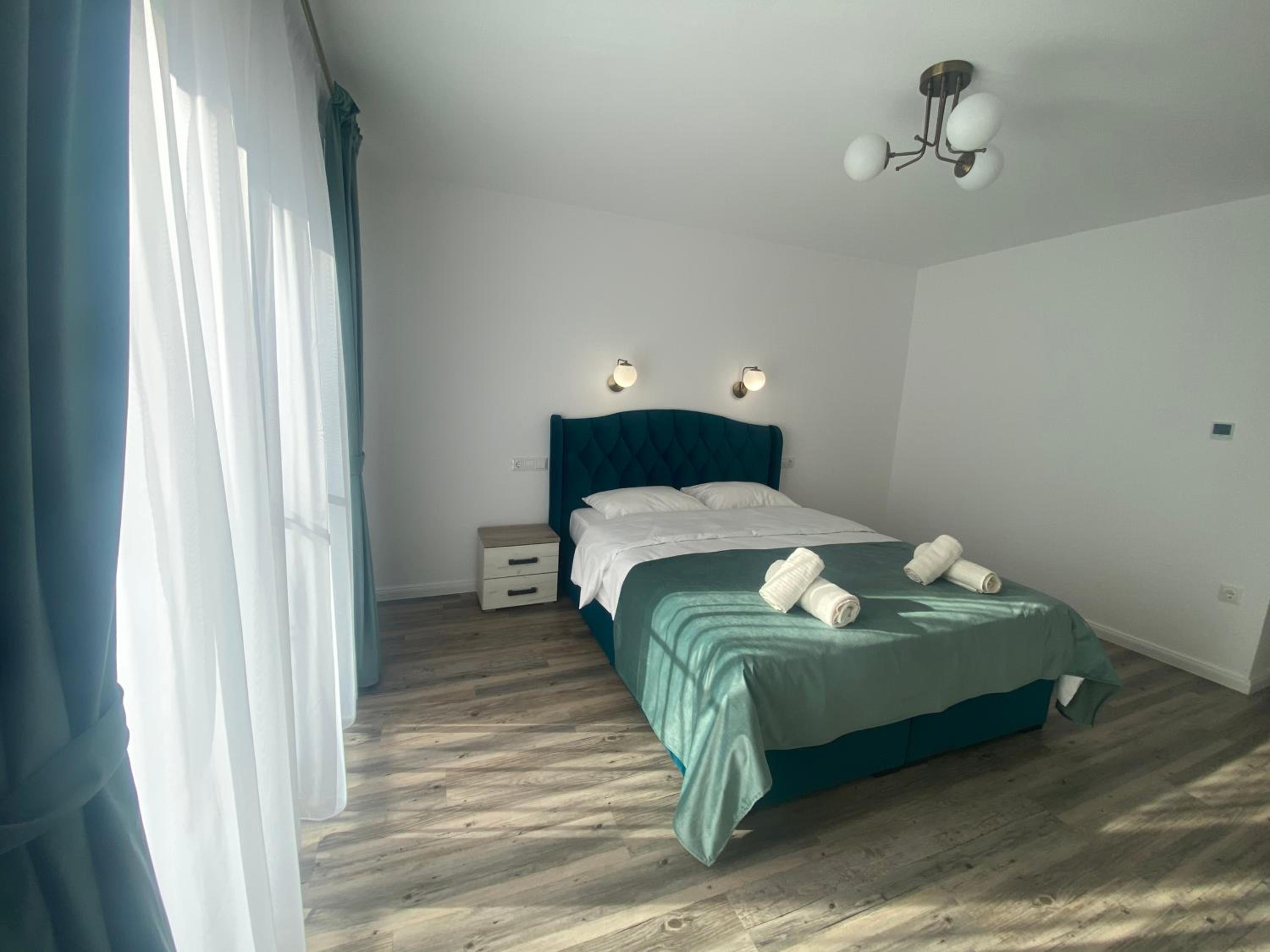 Double Room with Lake View photo 3