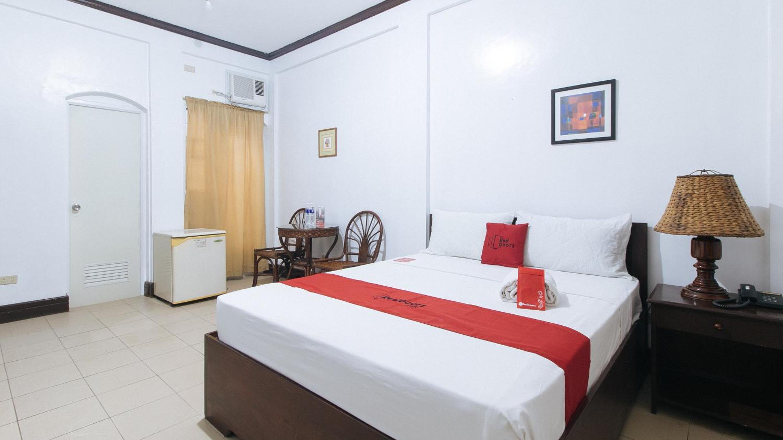 Standard Double Room - Photo 4