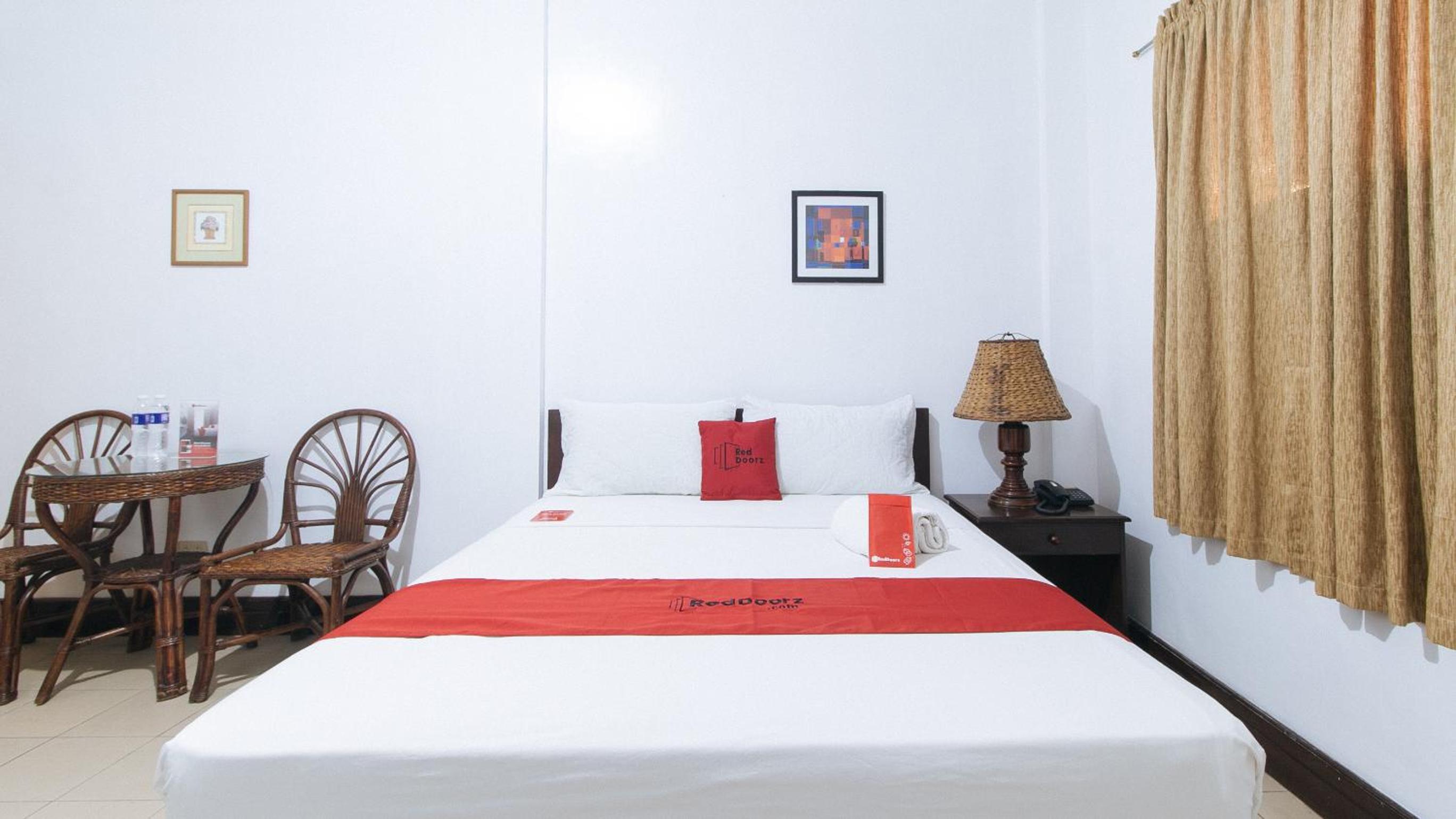 Standard Double Room - Photo 5