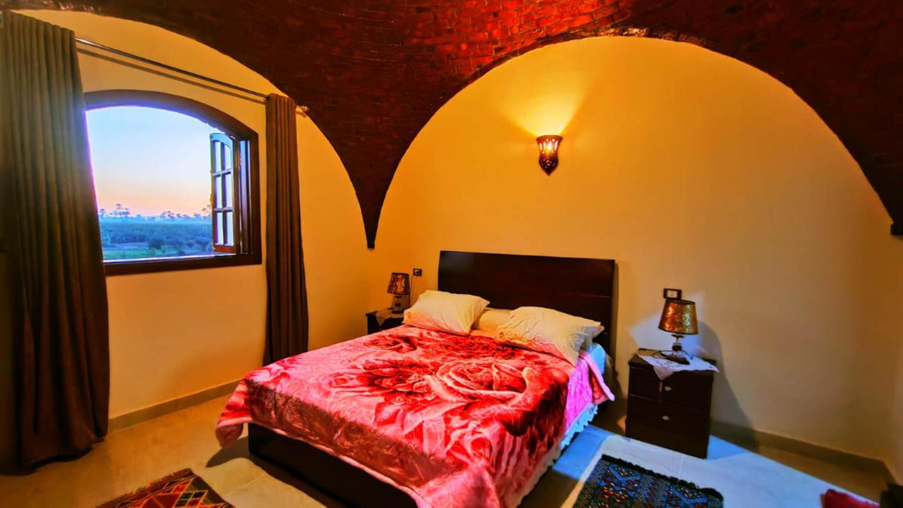 One-Bedroom Apartment - Photo 20