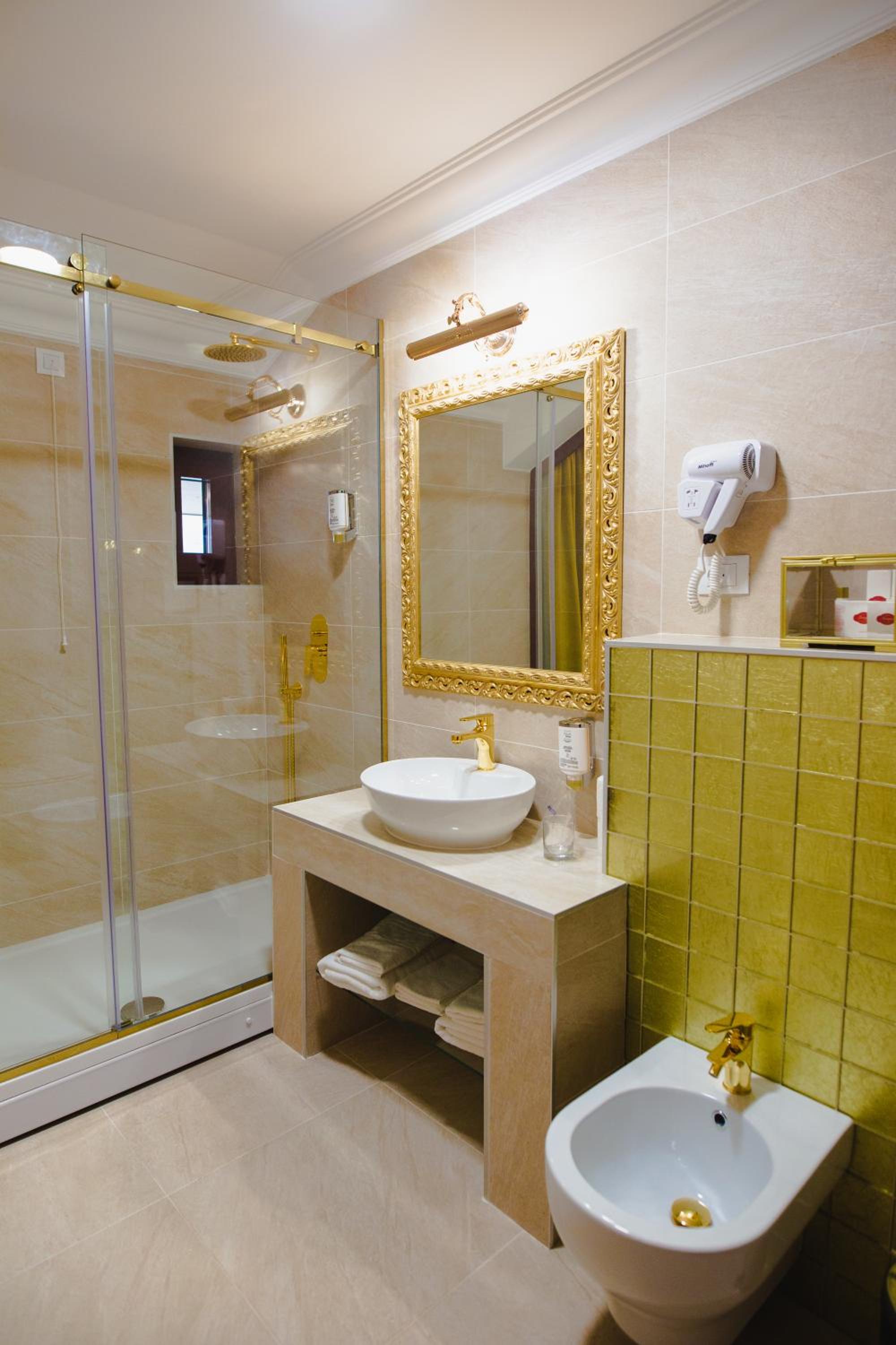 Superior Double Room - Photo 2