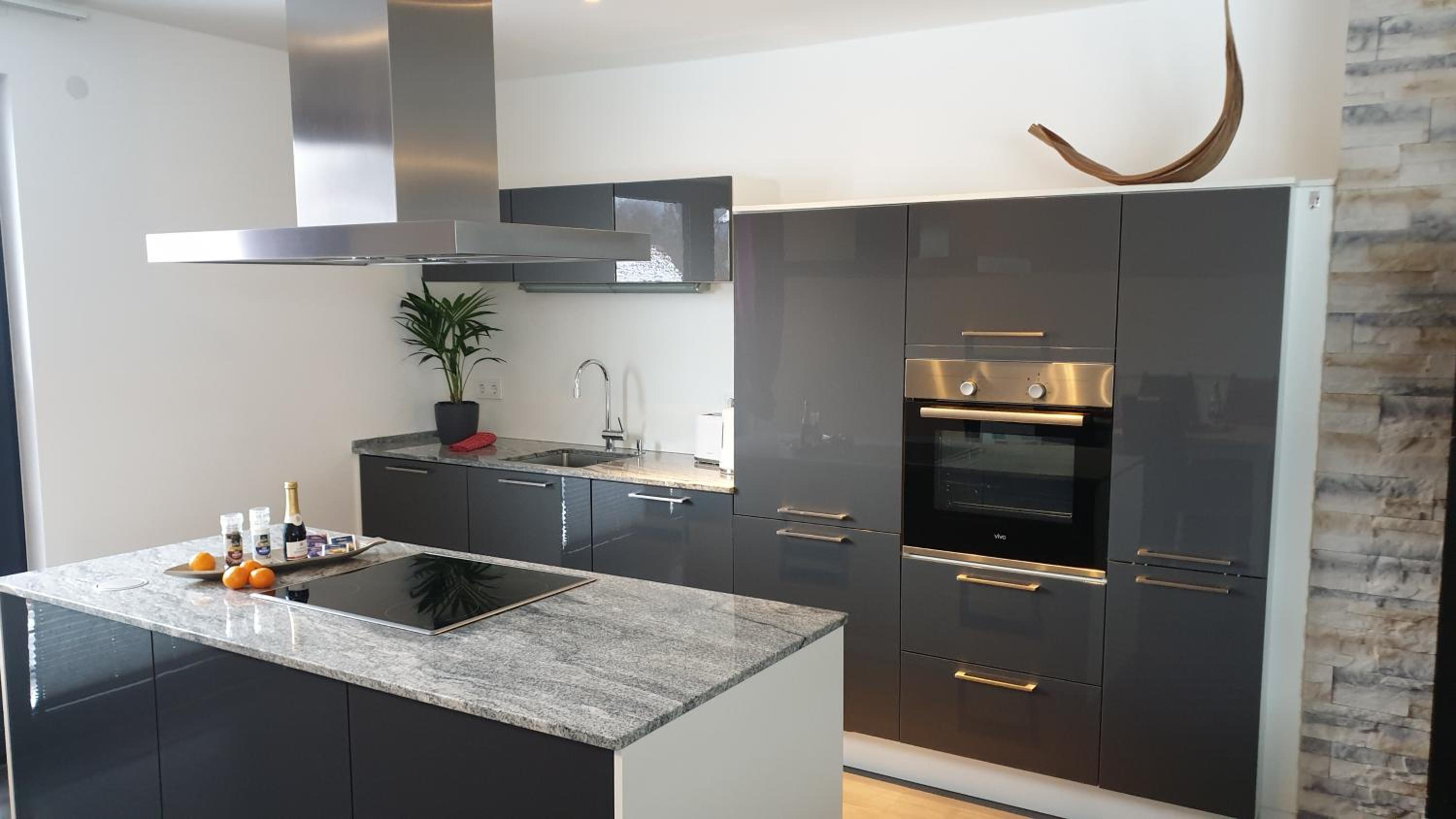 One-Bedroom Apartment - Photo 10