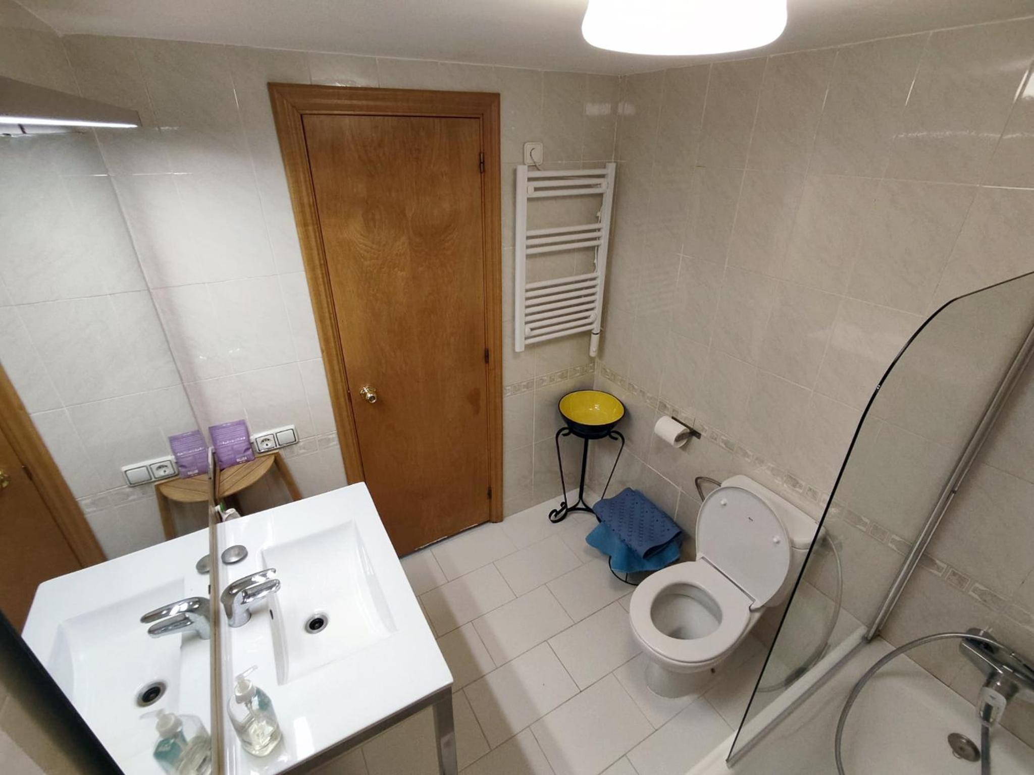 Two-Bedroom Deluxe Apartment with Garden View photo 3