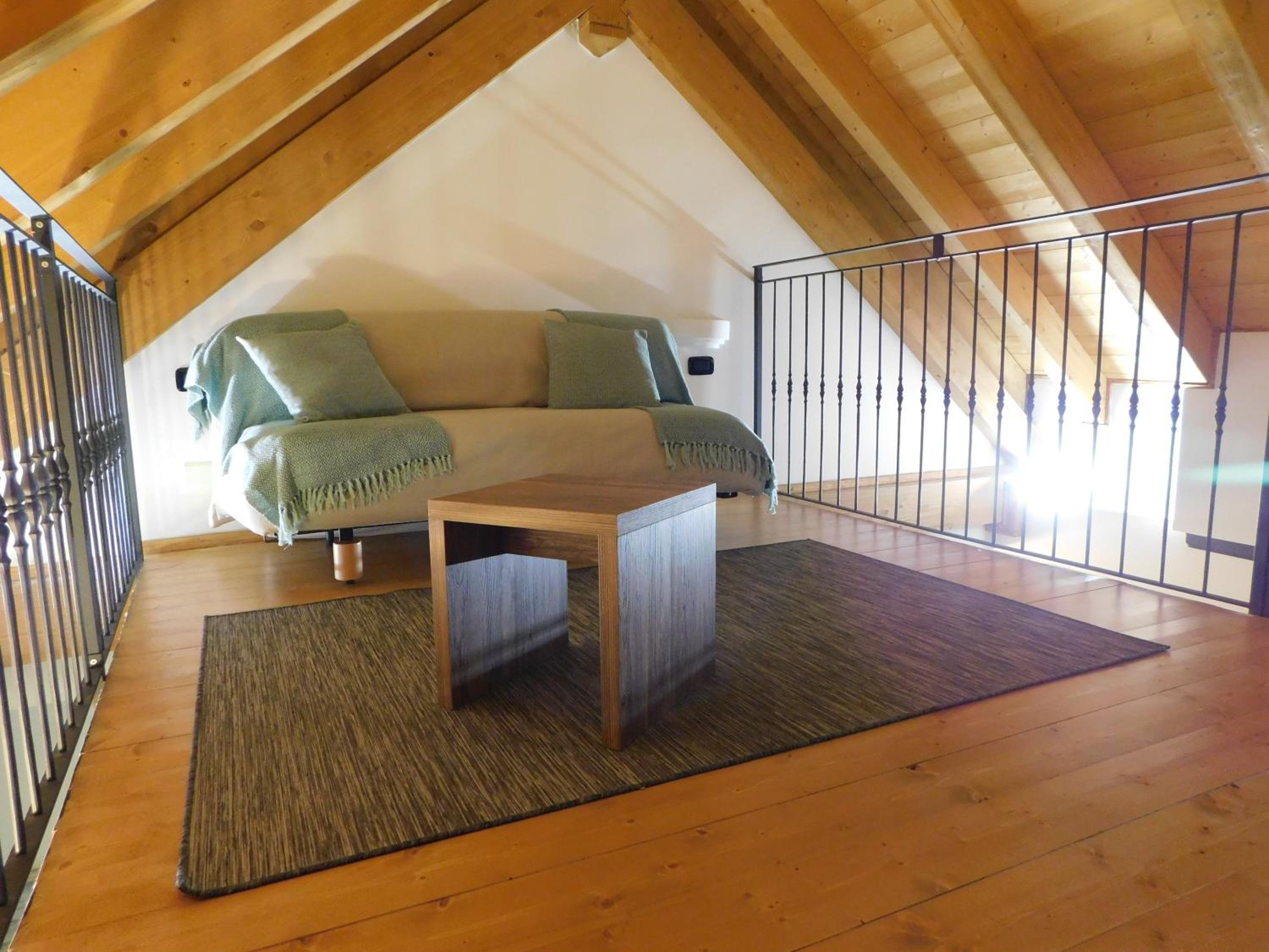 Deluxe Junior Suite - Photo 5
