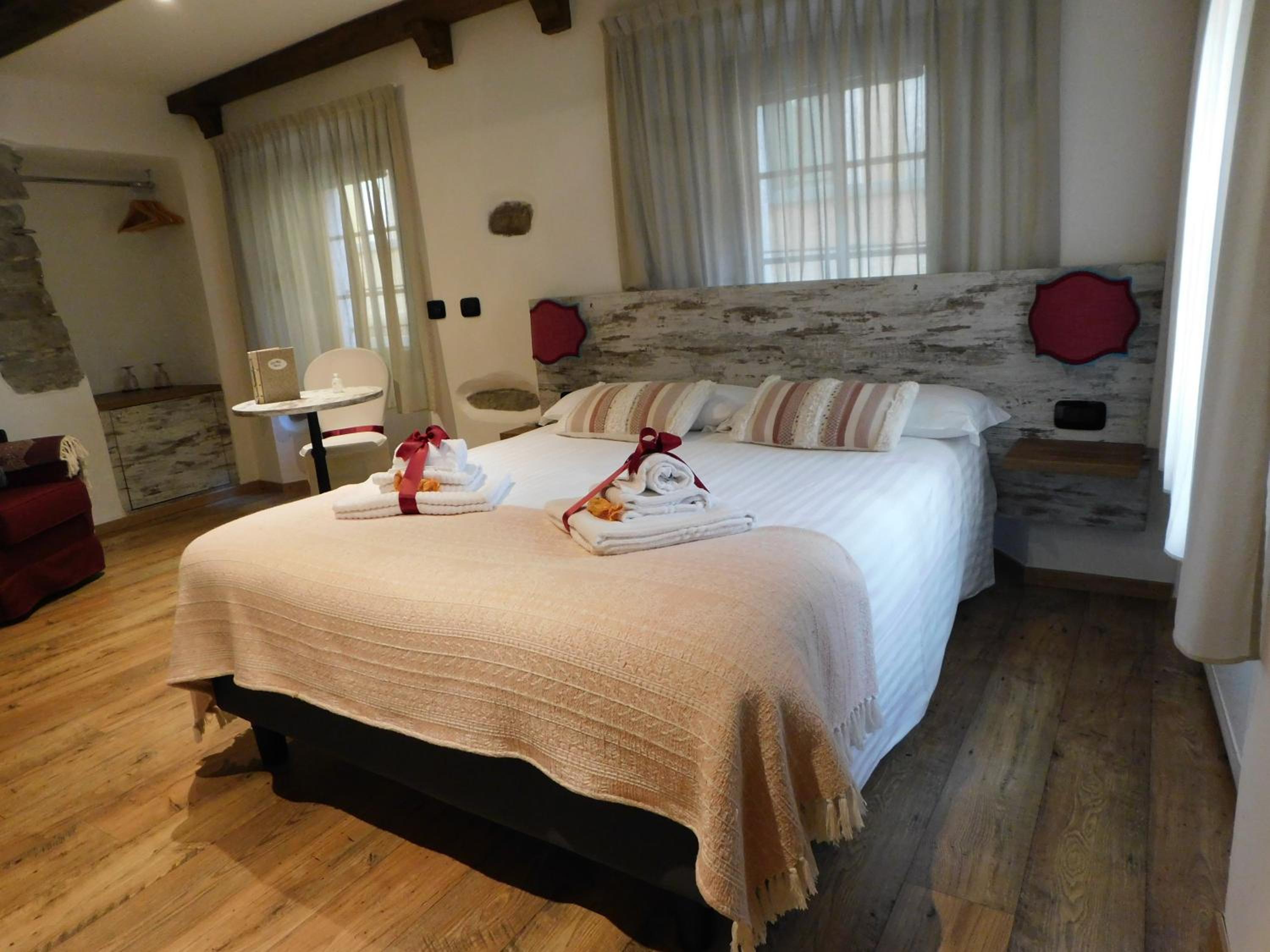 Standard Double Room - Photo 1