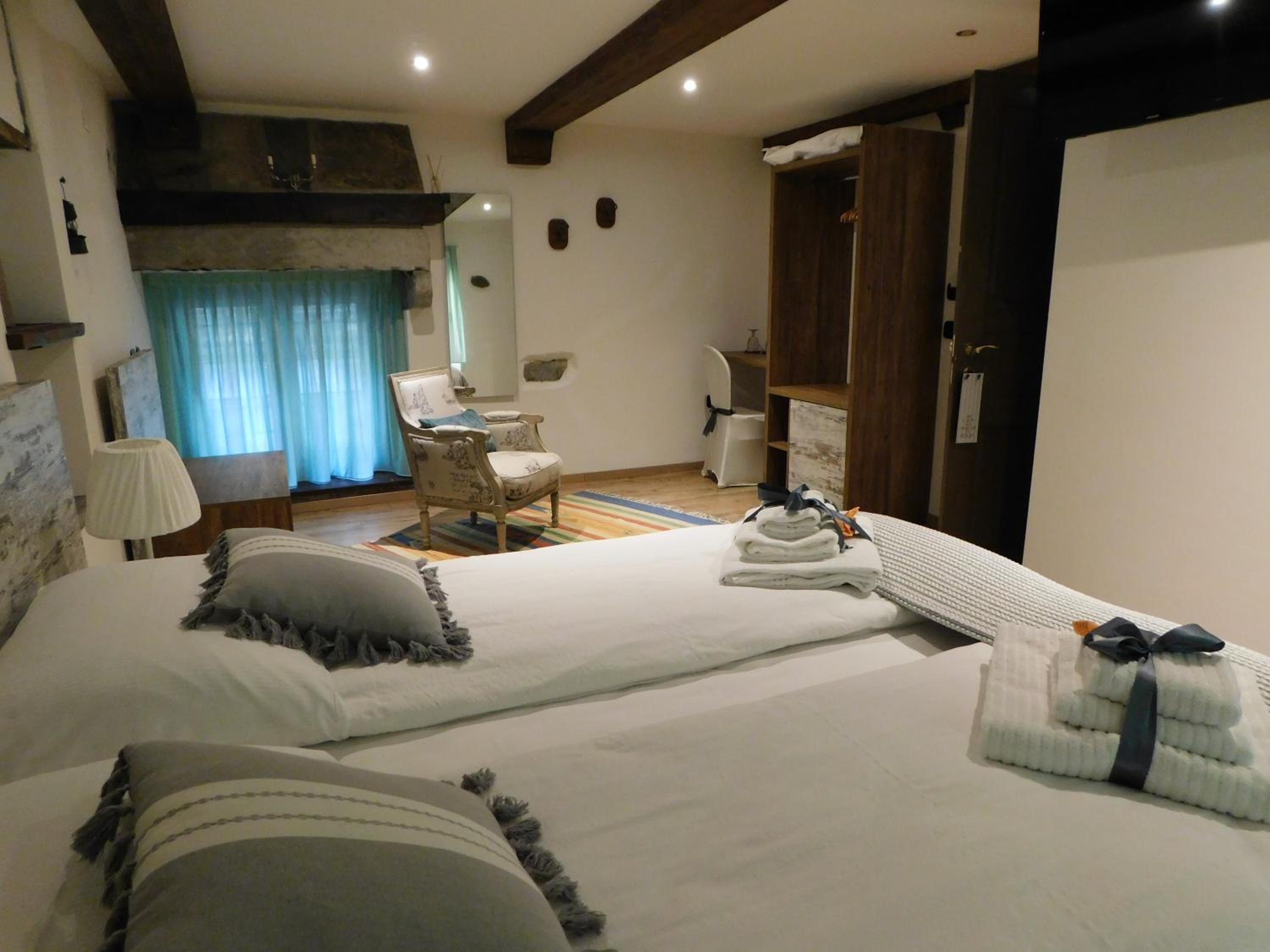 Superior Double Room - Photo 7