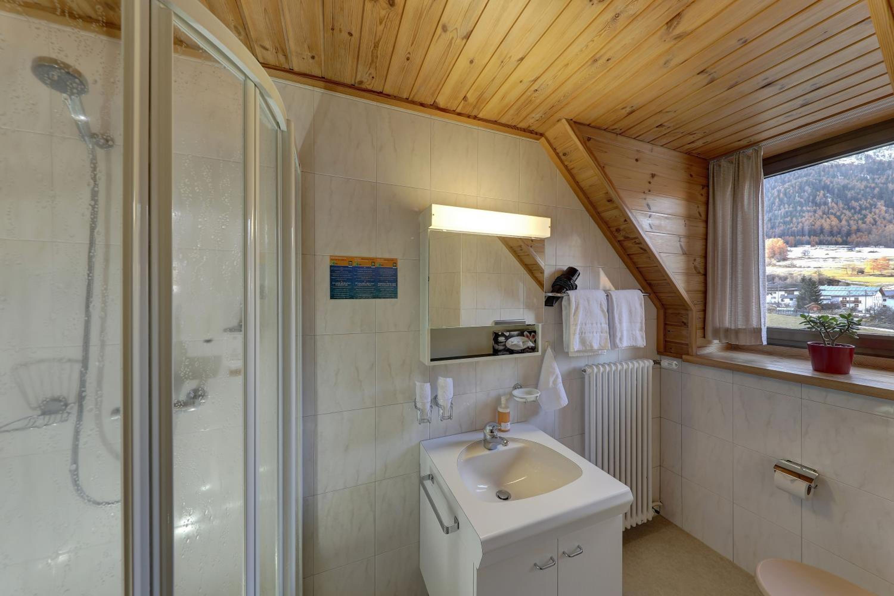 Superior Double Room - Photo 9