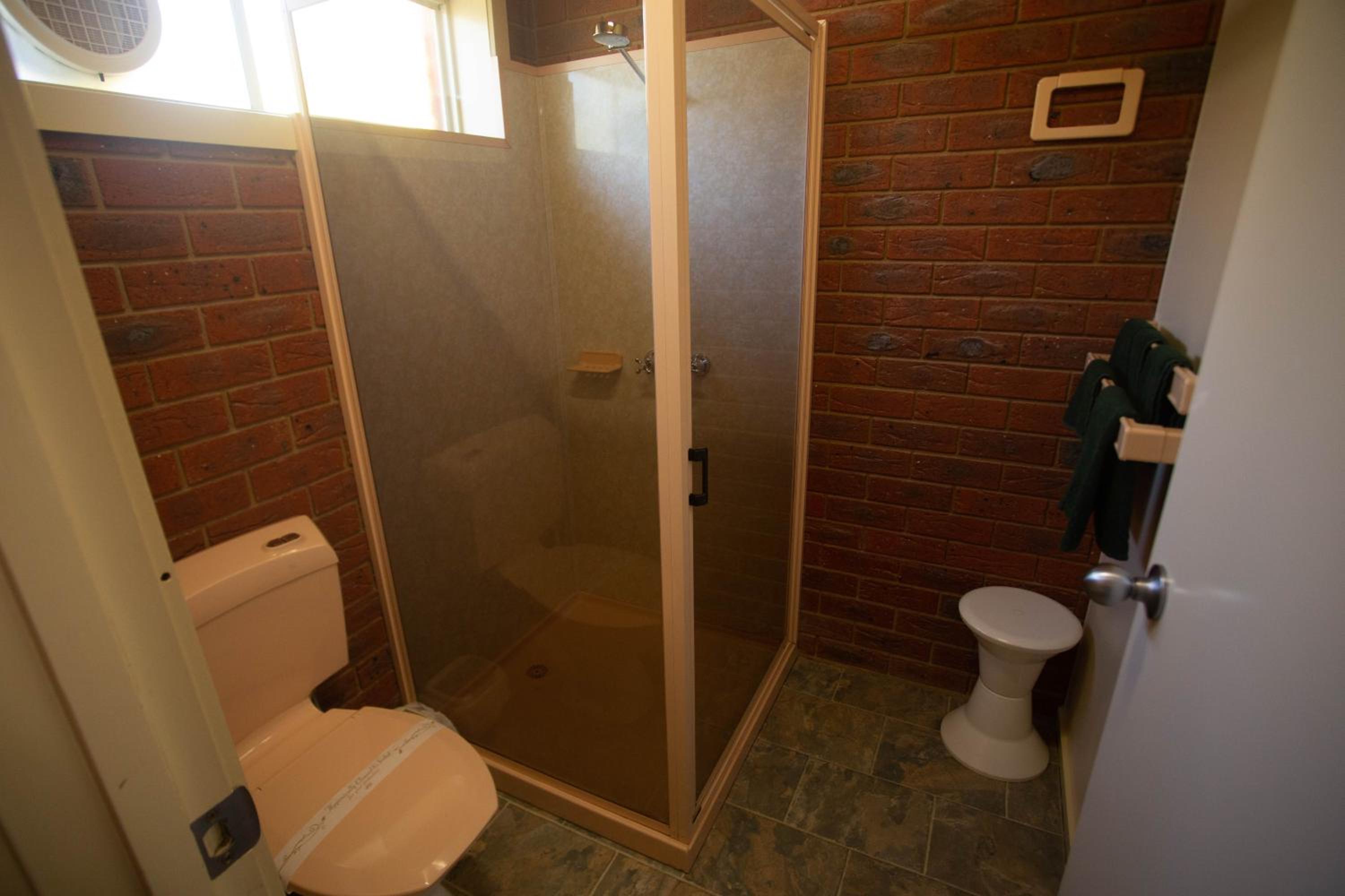 Double Room - Photo 3