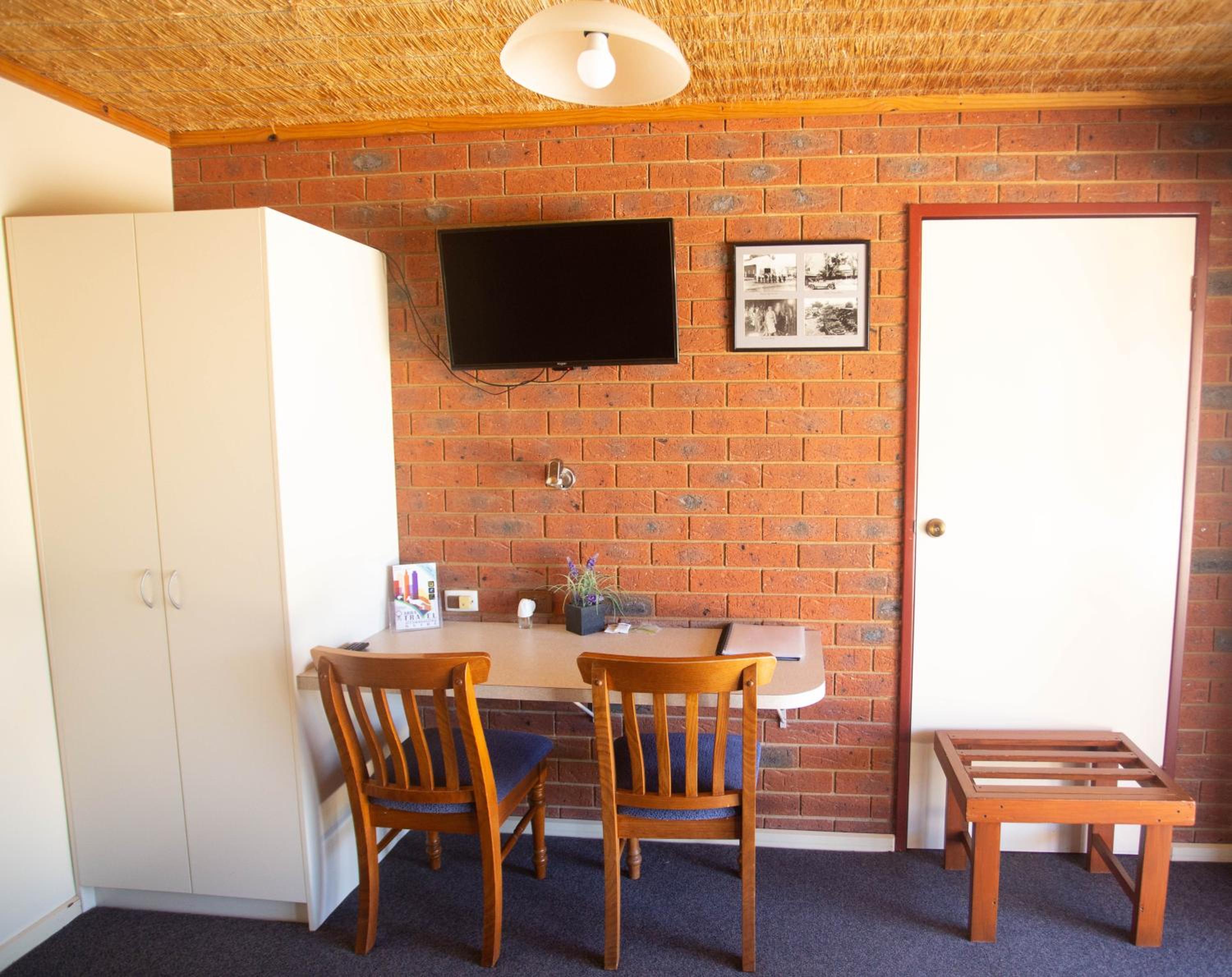 Double Room - Photo 4