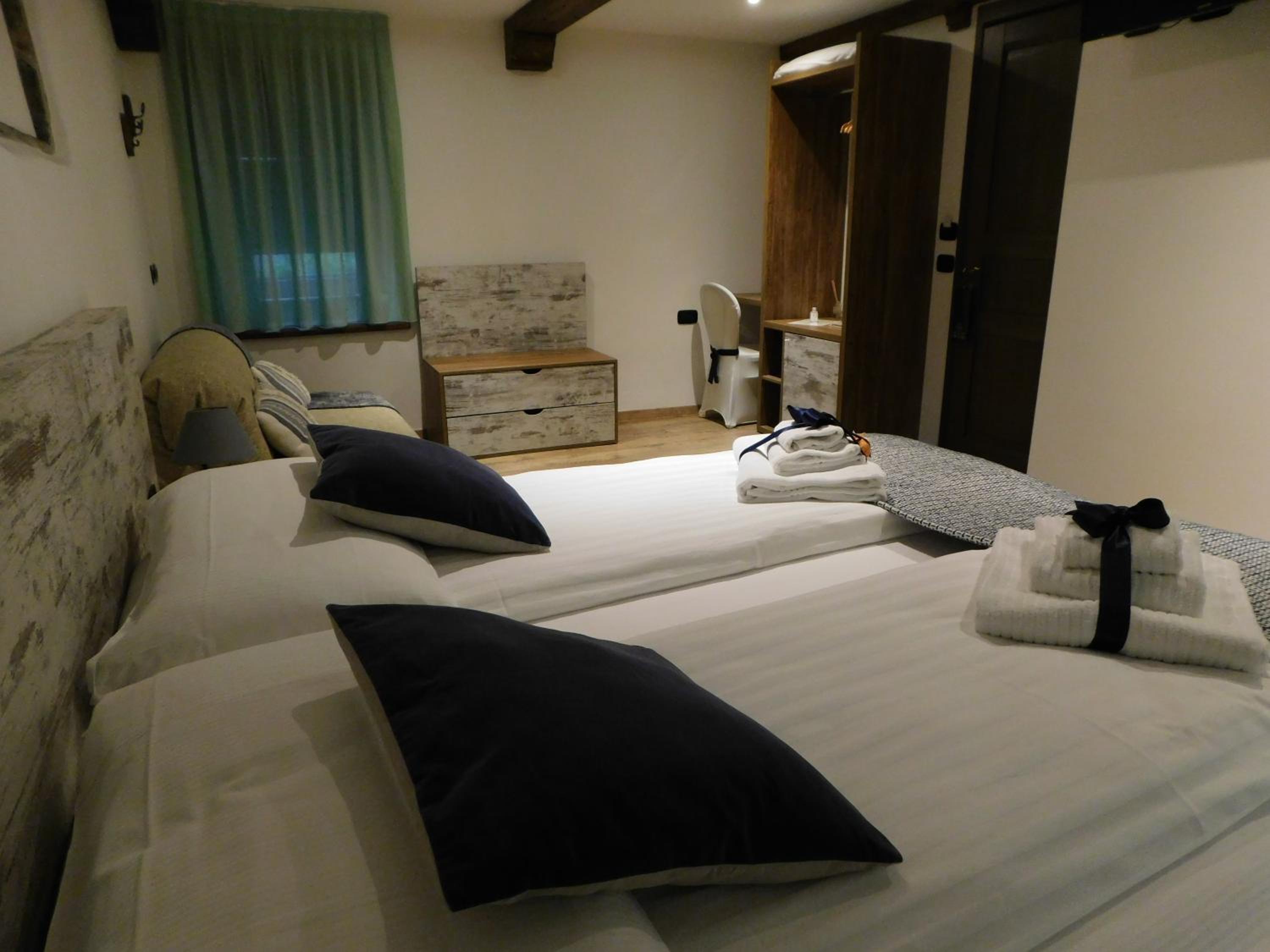 Superior Double Room - Photo 2