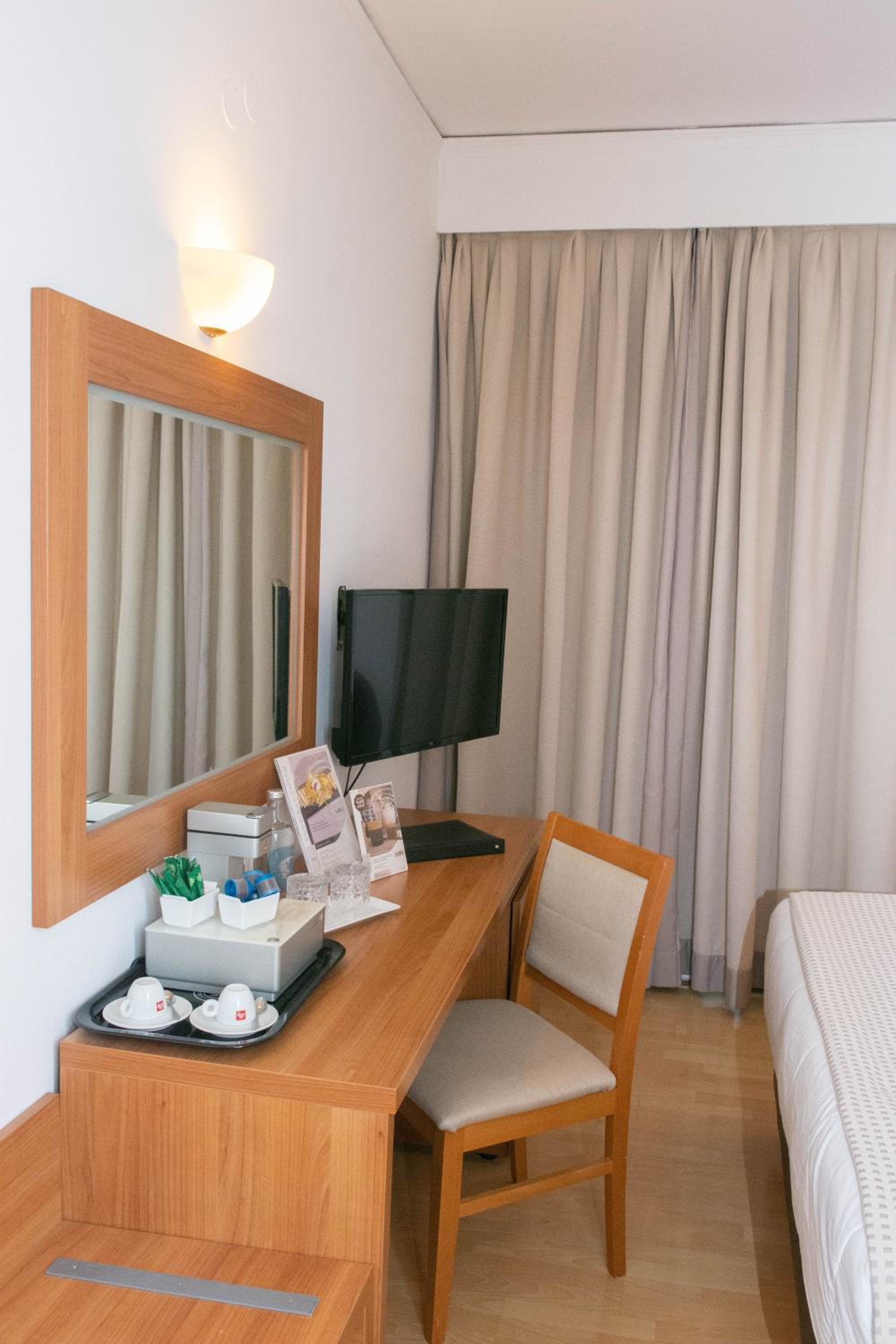 Business Double Room with Gym Access photo 1