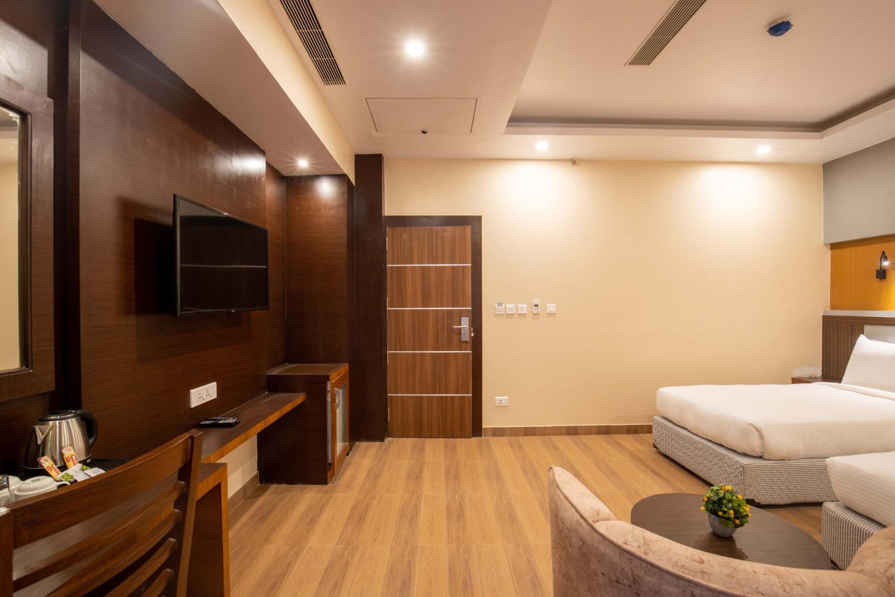 Deluxe Twin Room - Photo 14