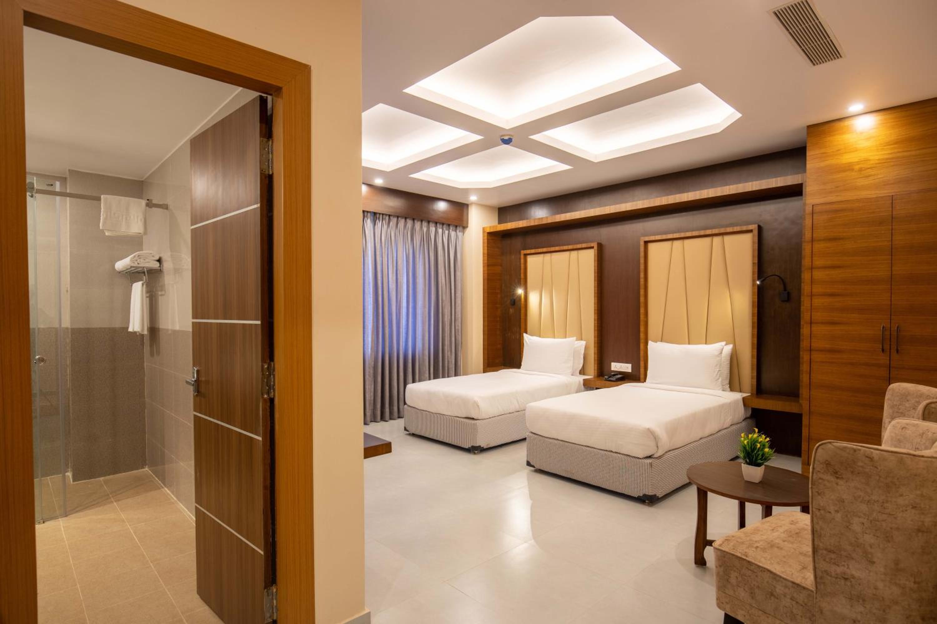 Deluxe Twin Room - Photo 26
