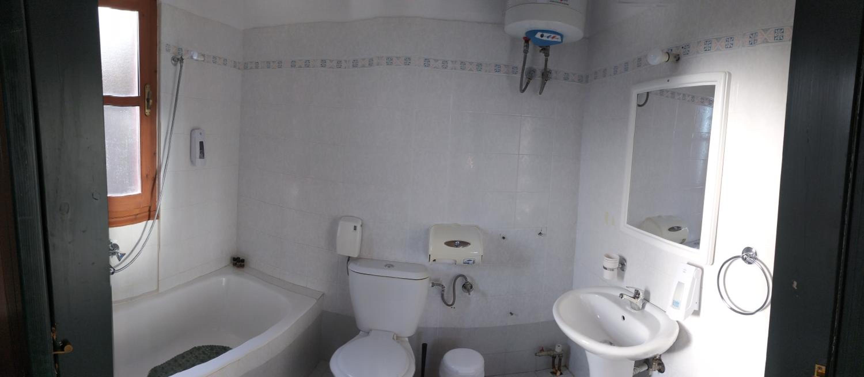 Superior Twin Room - Photo 3