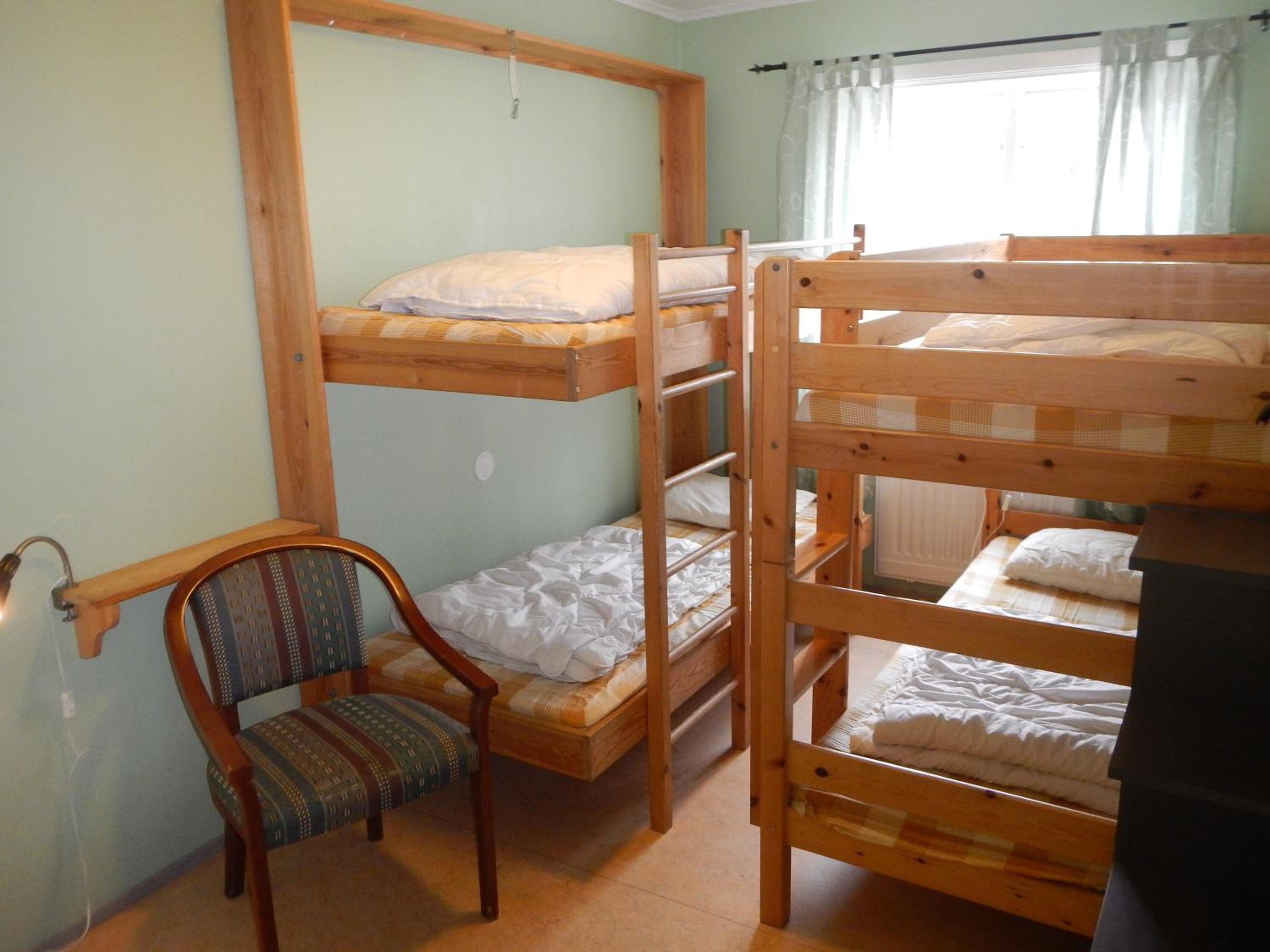 Quintuple Room with Shared Bathroom (5 Adults) photo 1