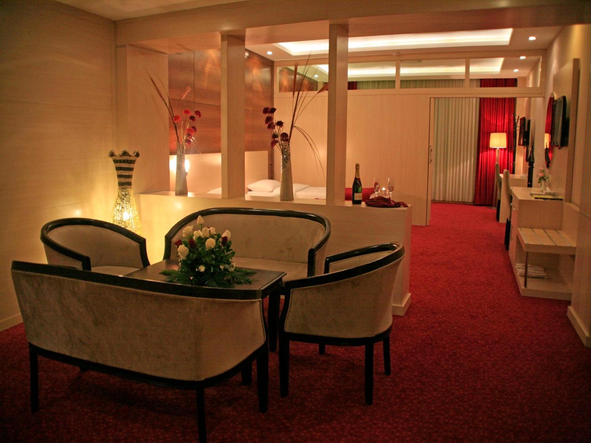 Executive Suite photo 1