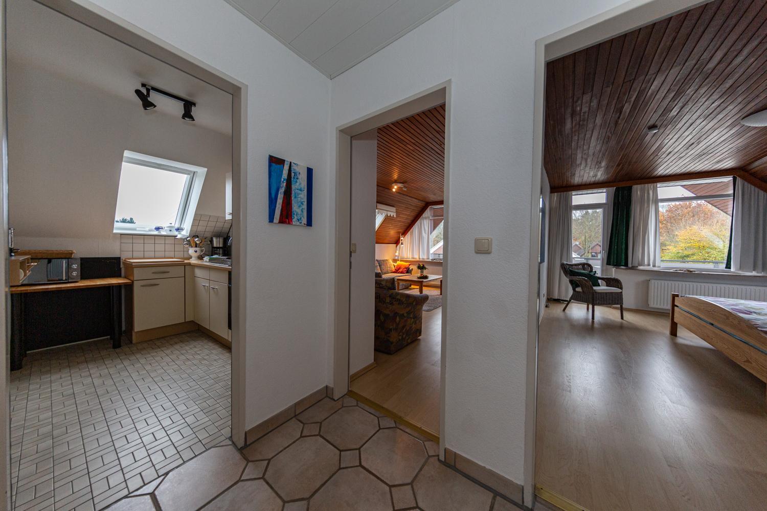 Apartment with Balcony photo 3