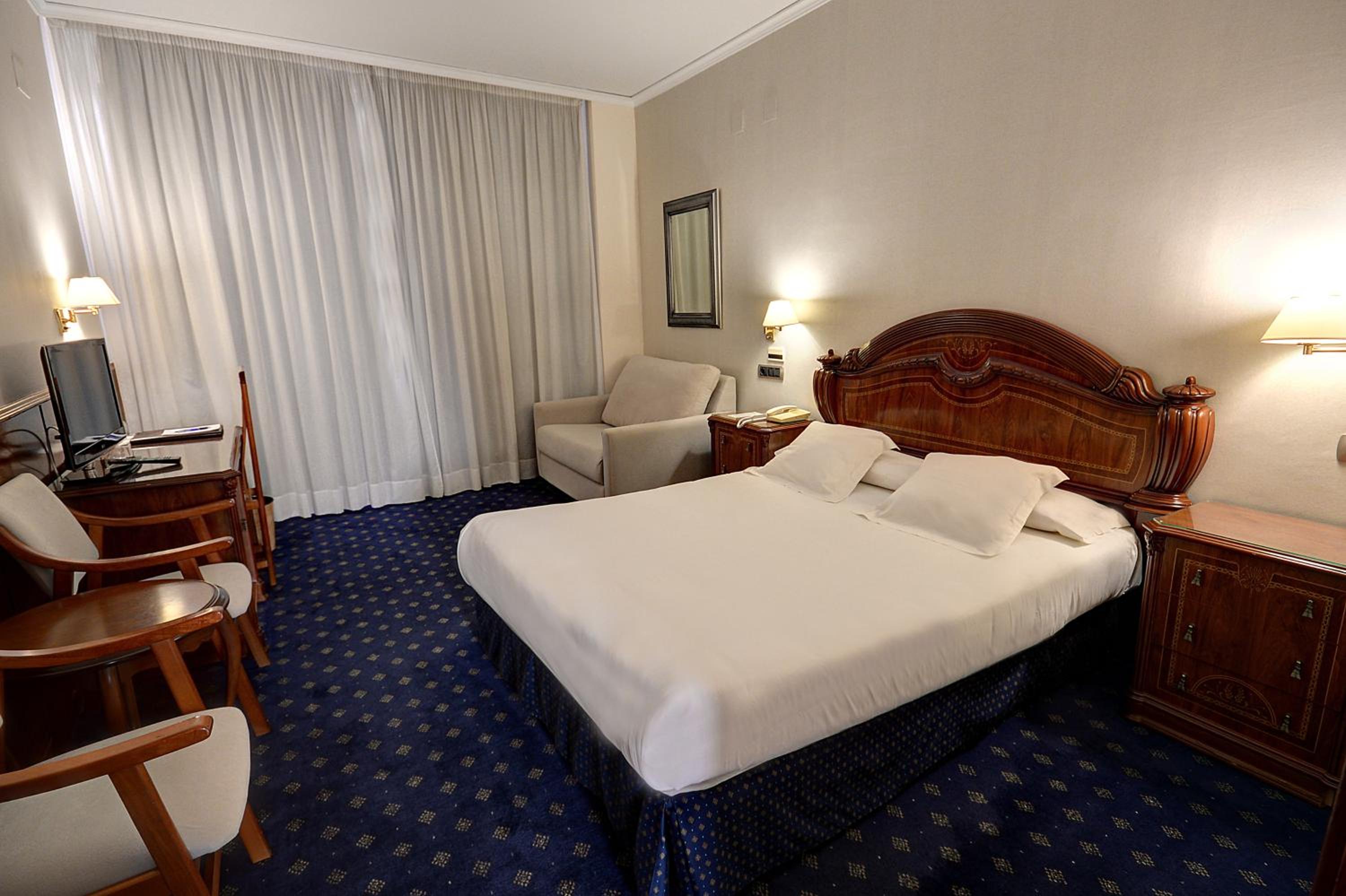 Double or Twin Room photo 2