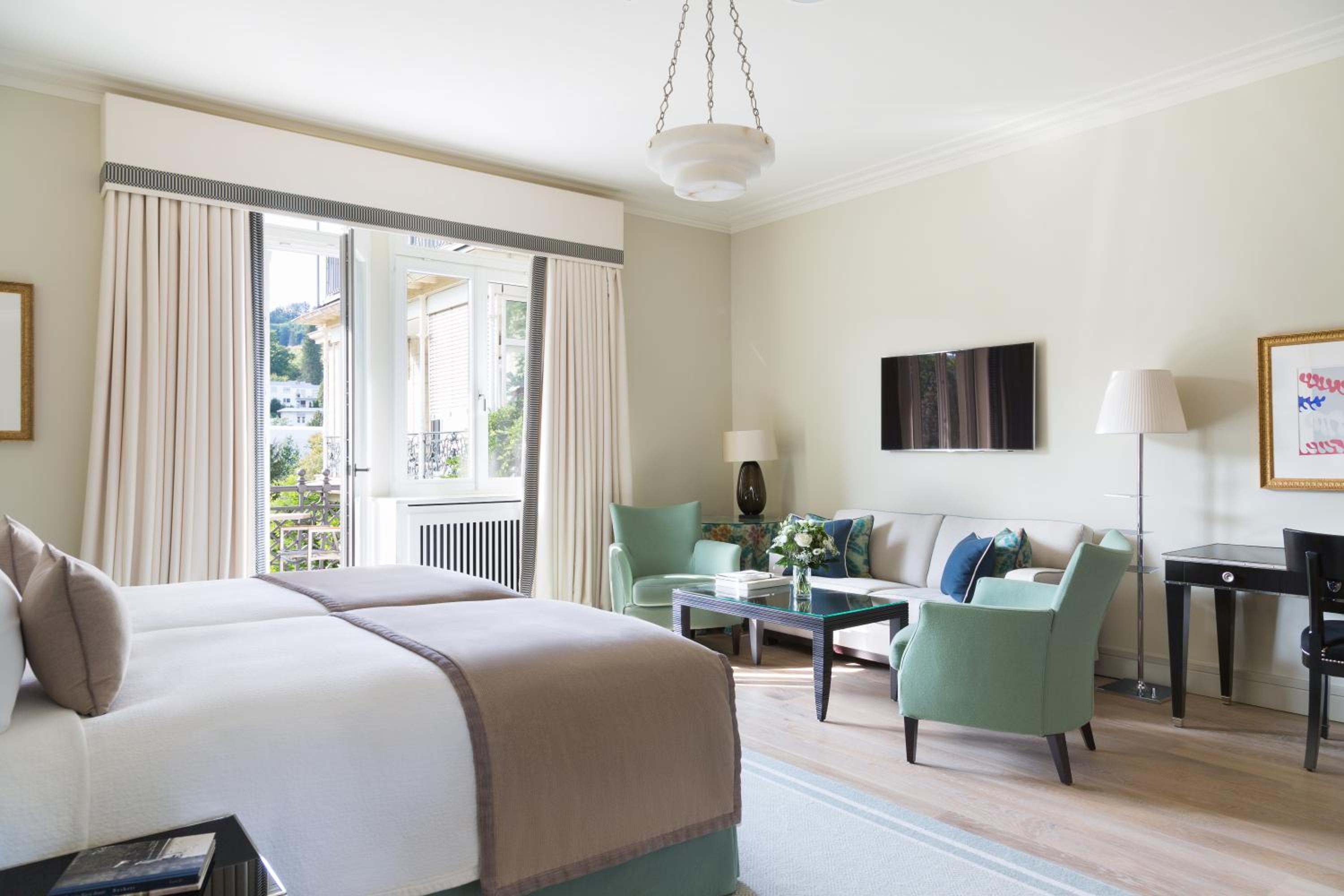 Stephanie Deluxe Double Room