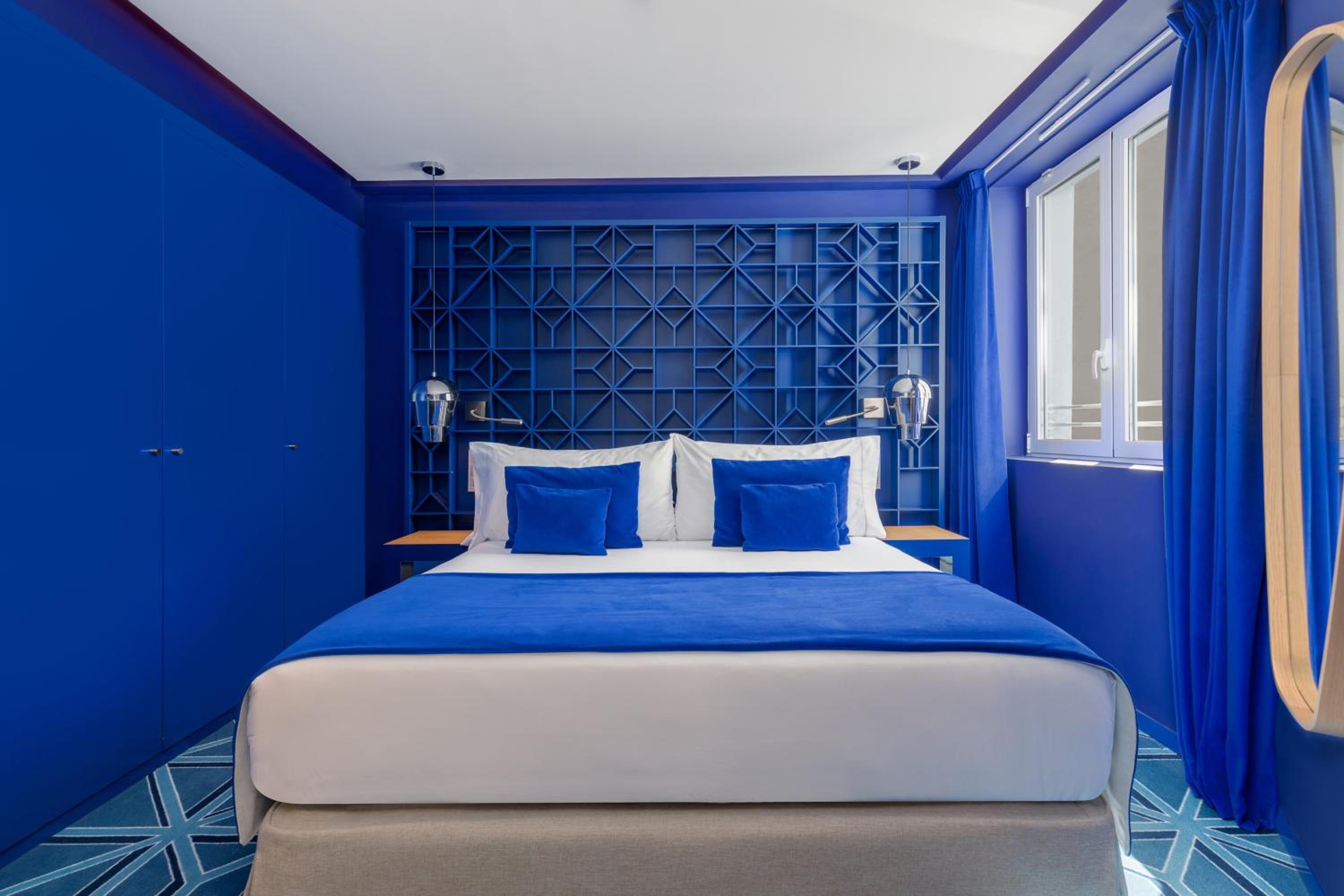 Twin Room - Photo 1
