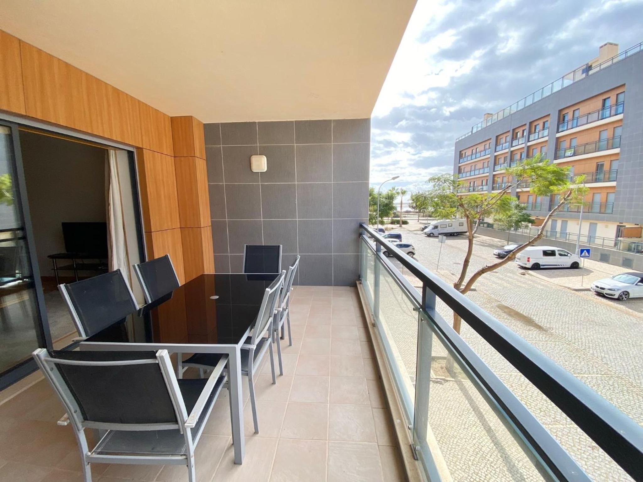 Two-Bedroom Apartment - Photo 31