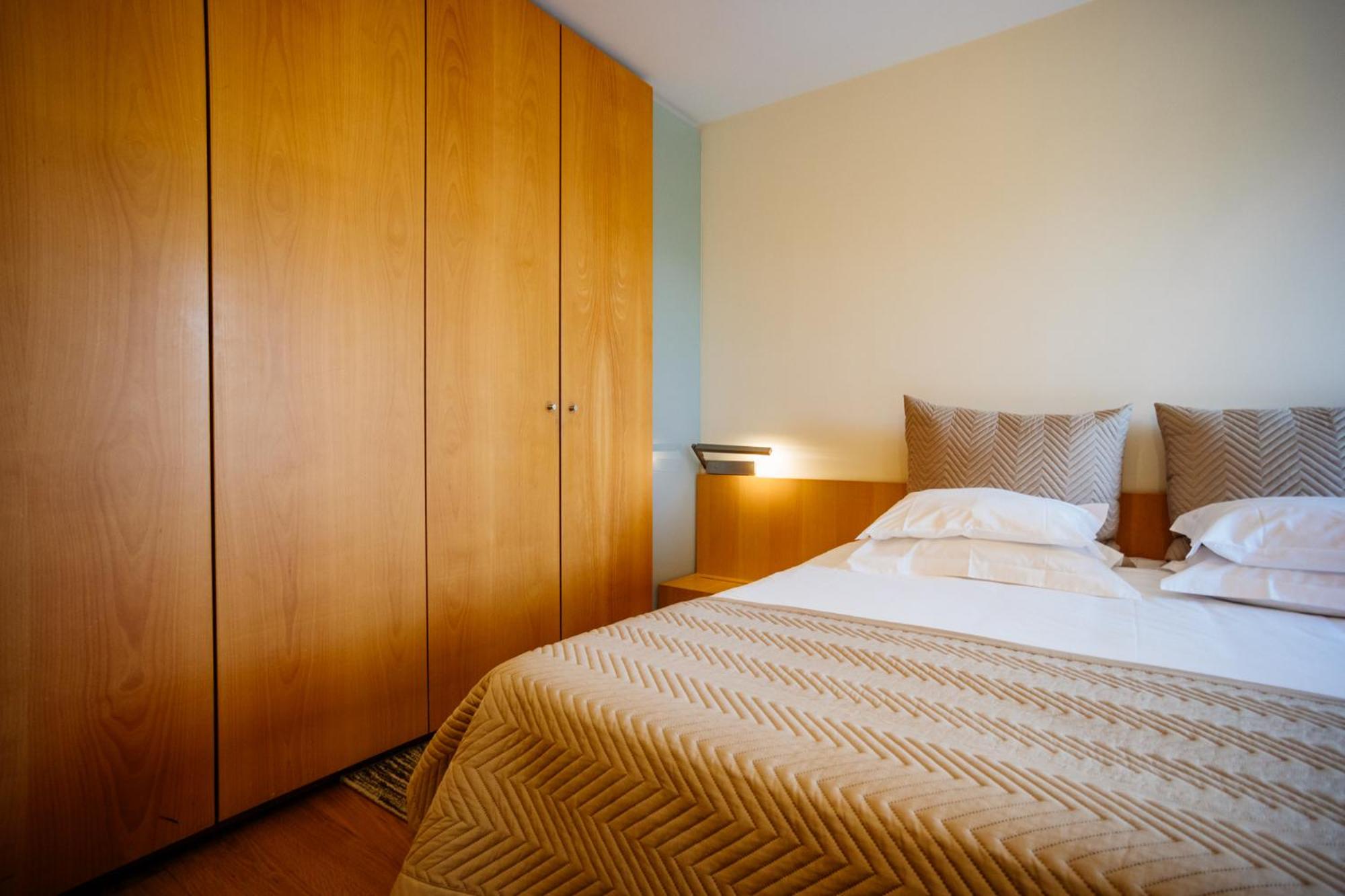 Double or Twin Room with Extra Bed ( Adult) - Photo 1