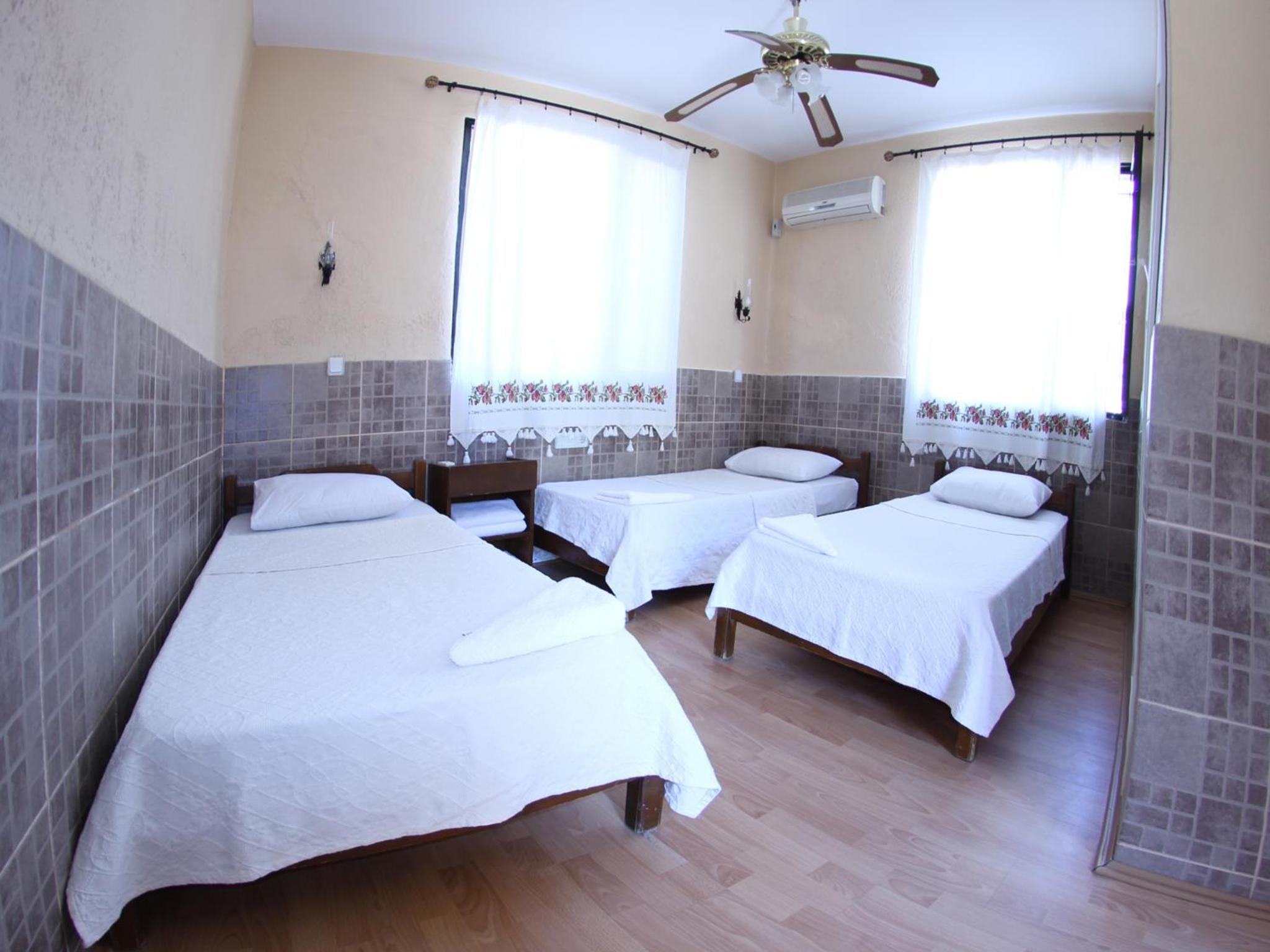 Triple Room photo 1