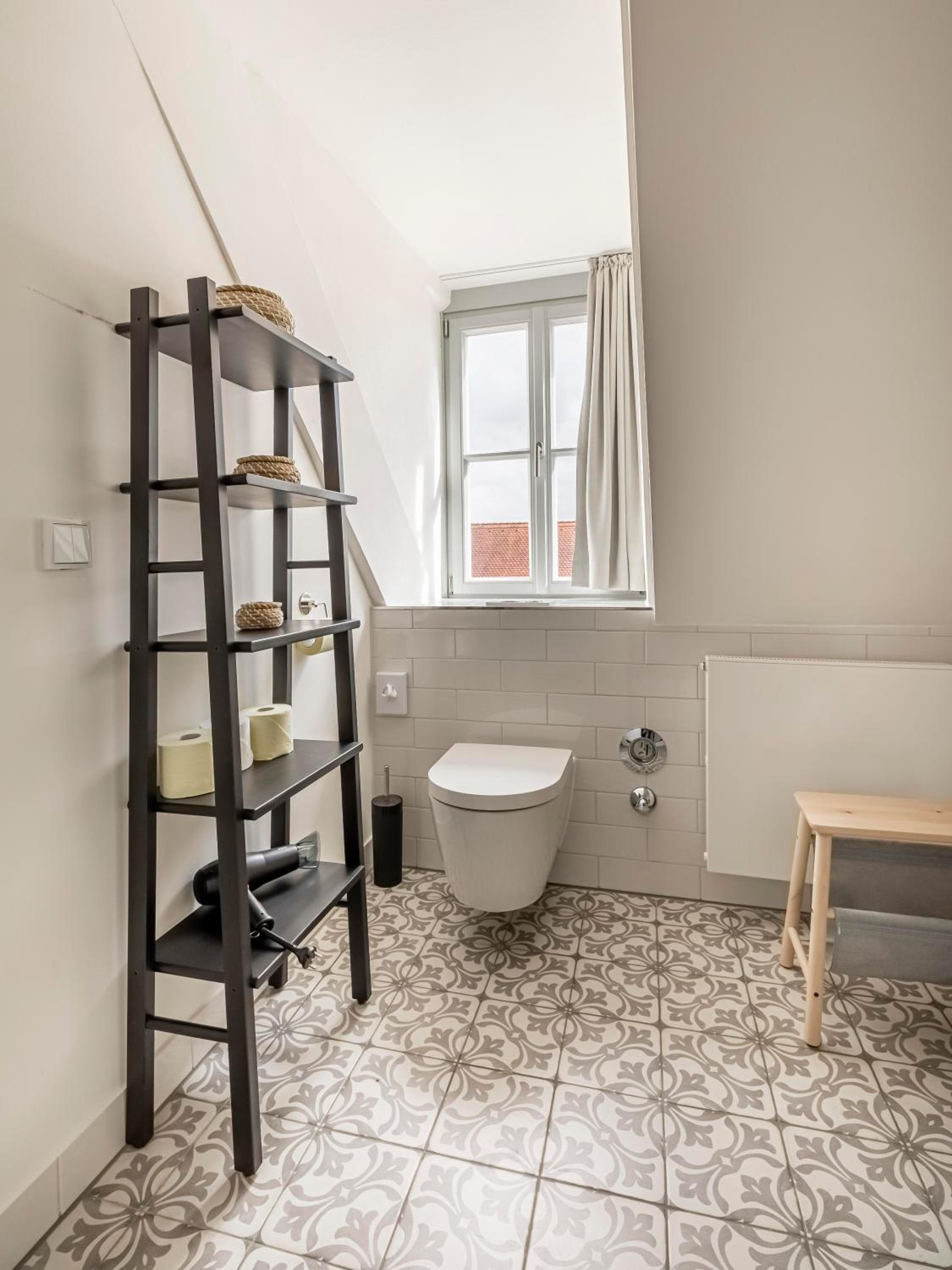 Suite S - Photo 8