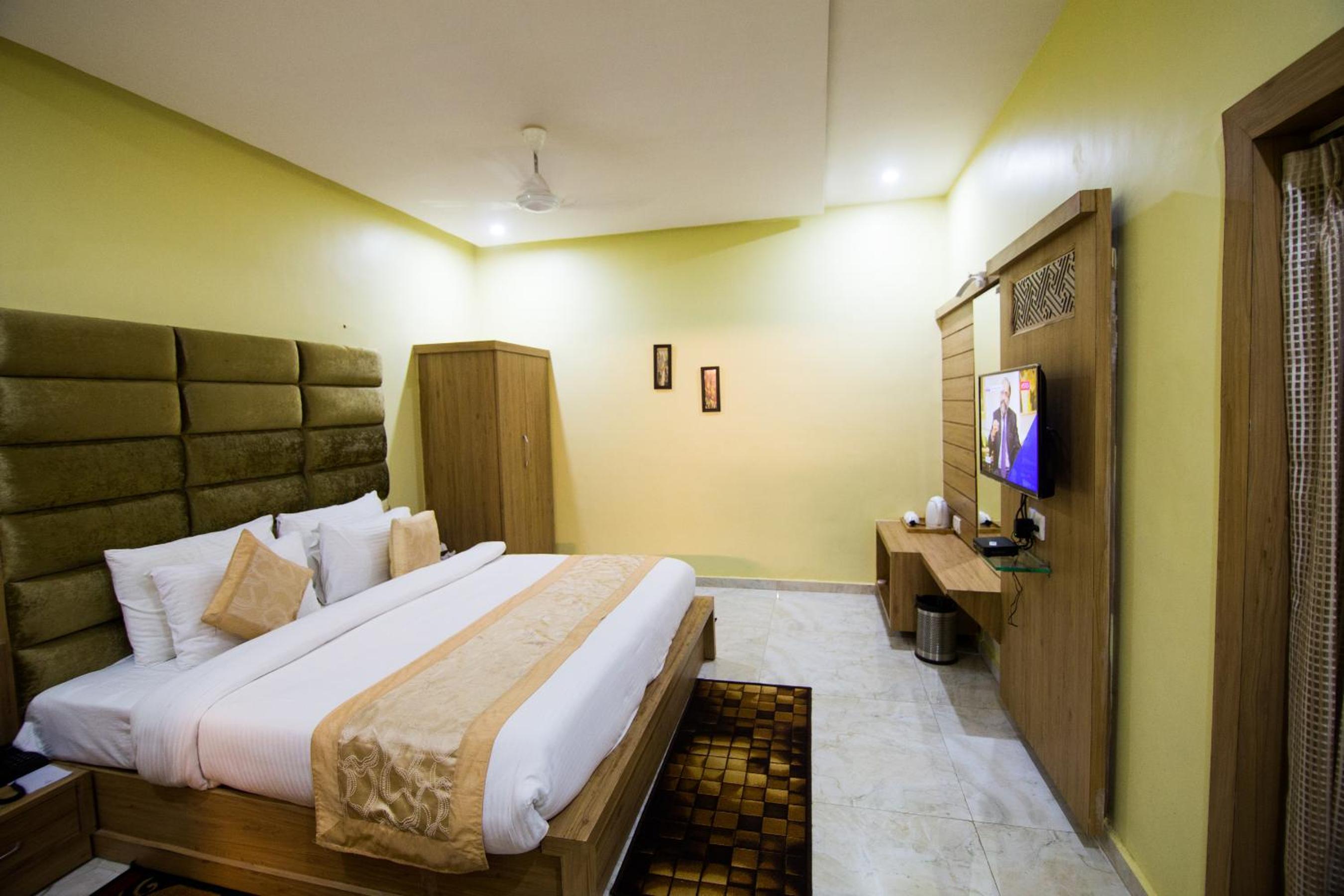 Superior Double Room photo 2