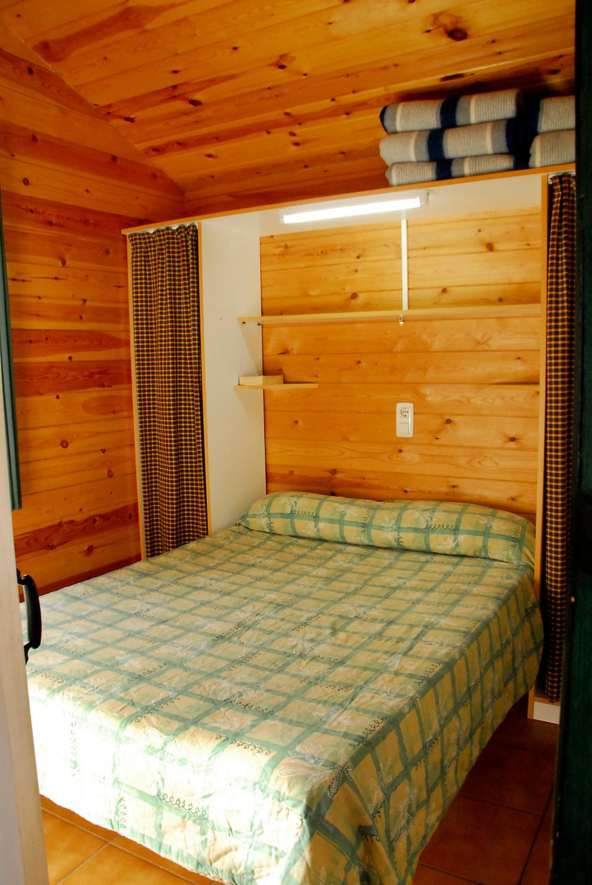 Bungalow (6 adultos)