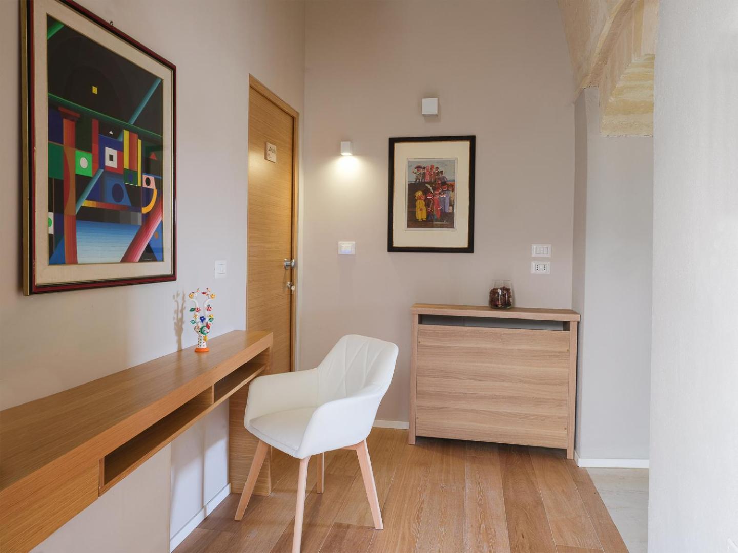 Suite with Balcony - Photo 1