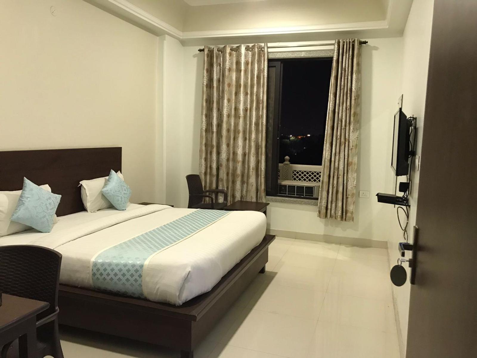 Superior Double Room - Photo 8