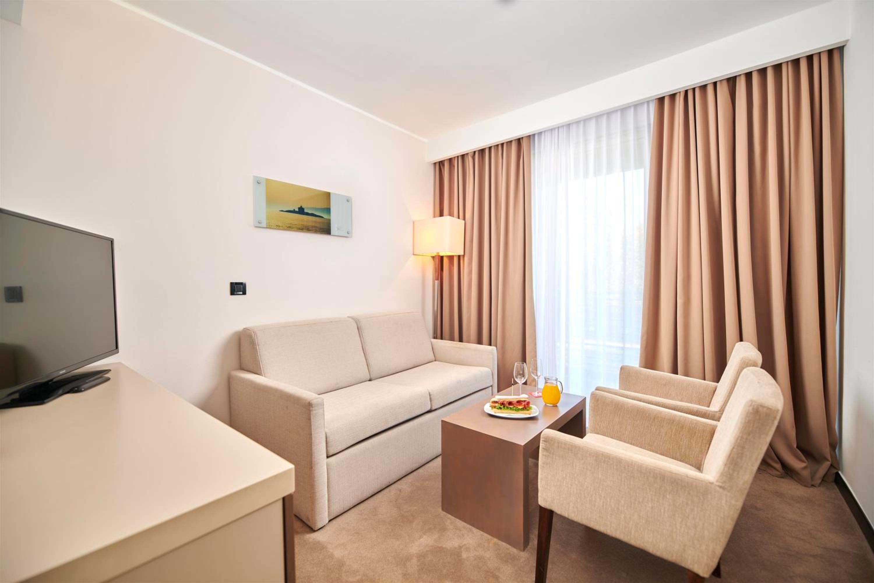 Suite with Balcony - Photo 1