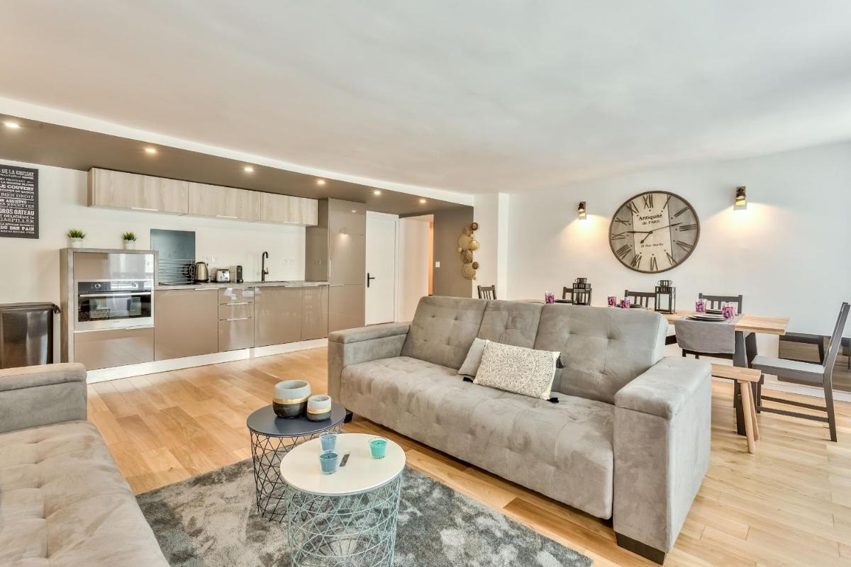 Apartment photo 1