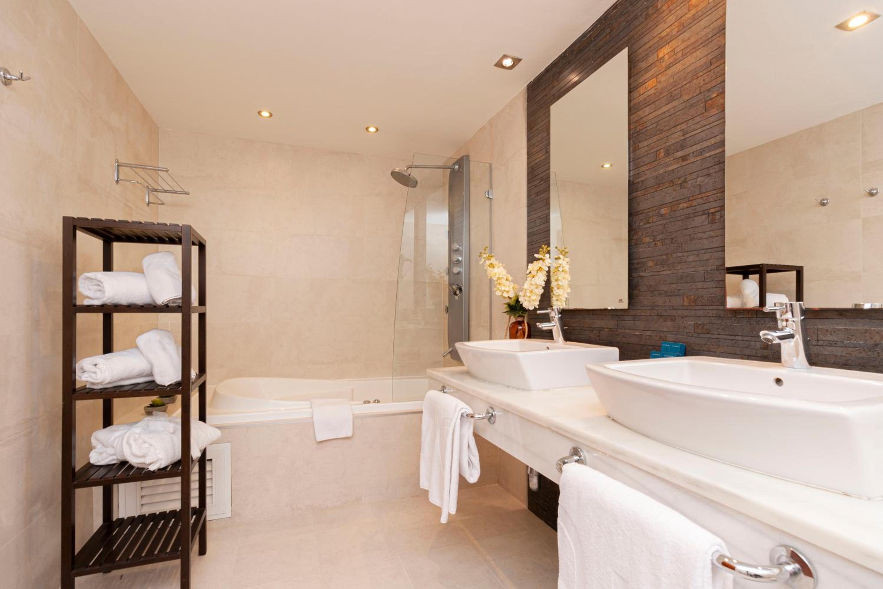 Suite photo 2
