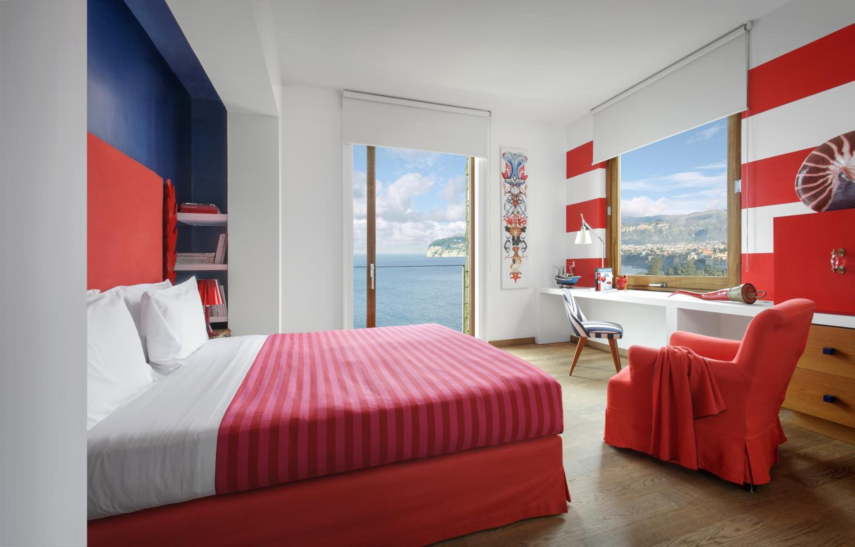 Deluxe Double Room with Sea View - Photo 2