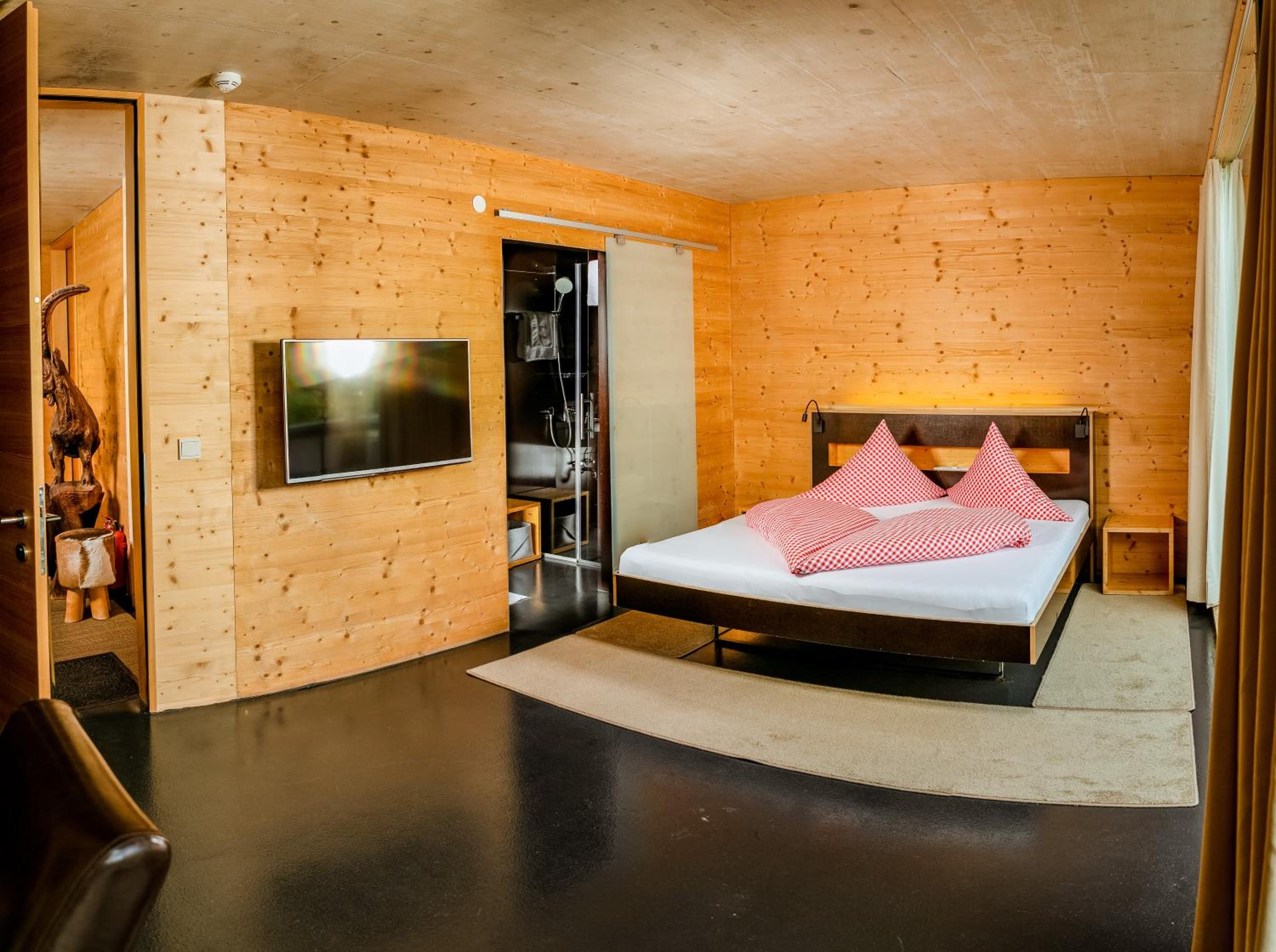 Double Room - Photo 5