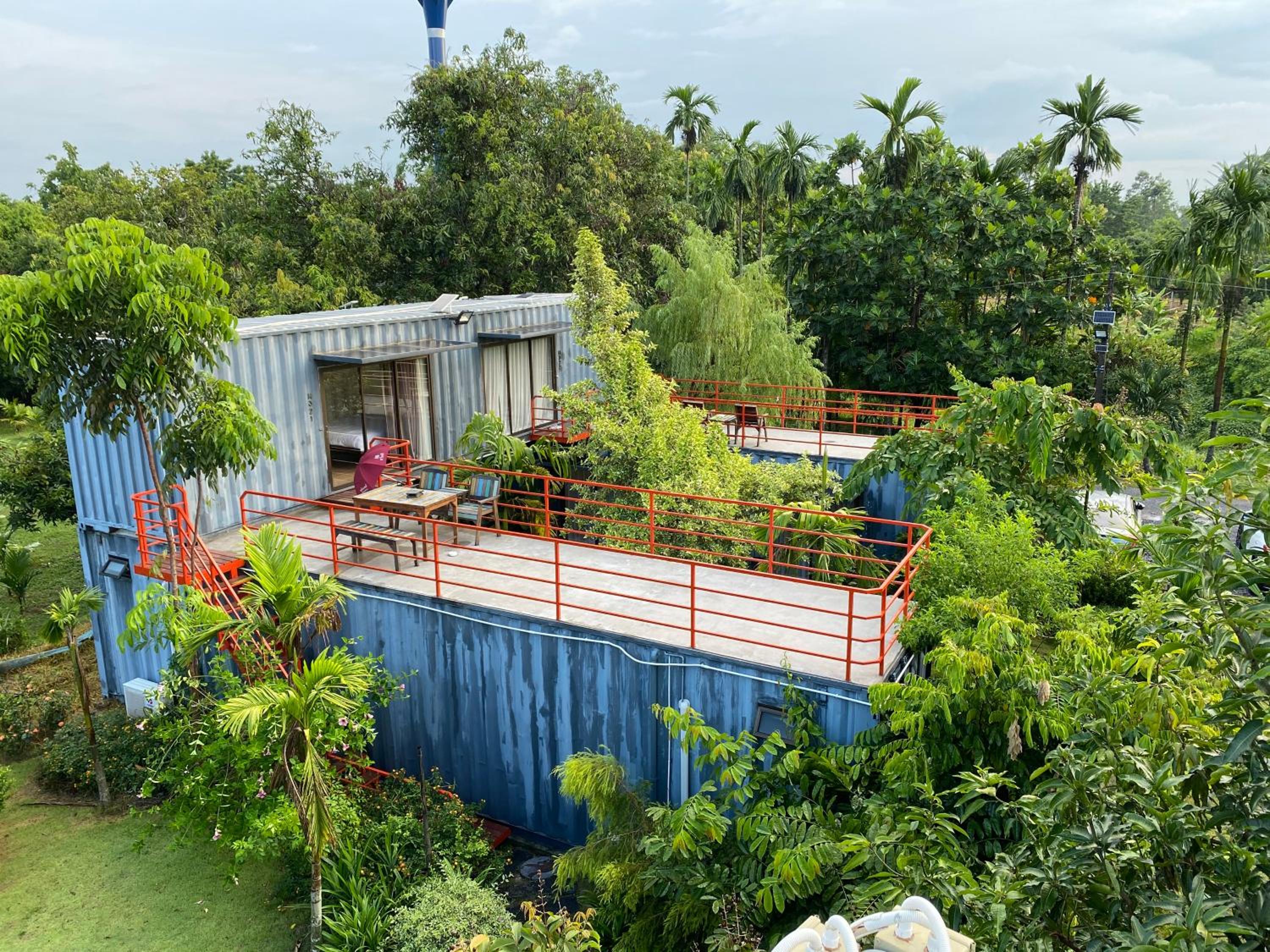 Studio with Terrace - Photo 3