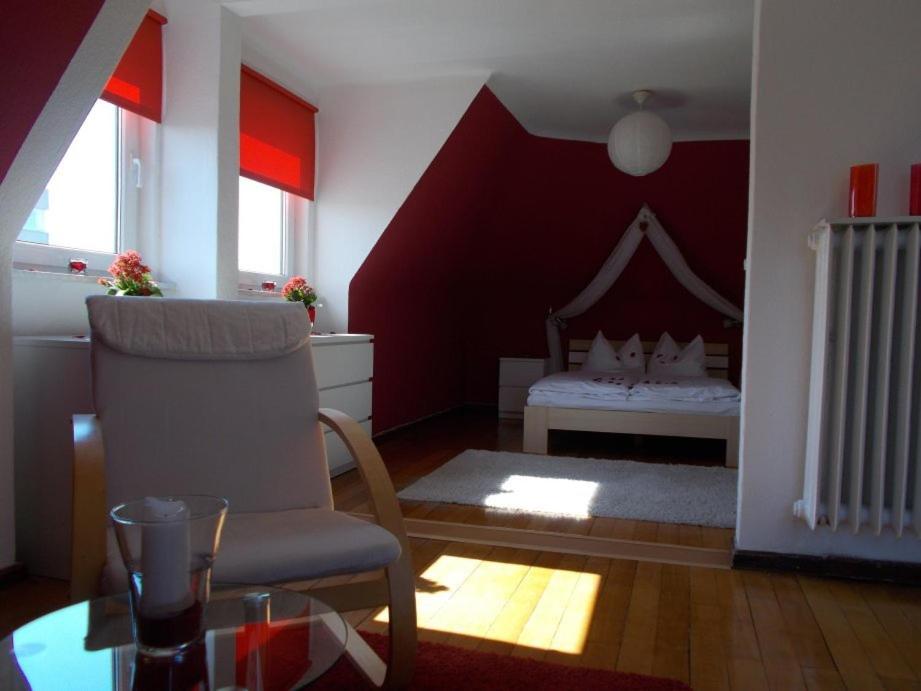 One-Bedroom Apartment with Roof Terrace photo 2