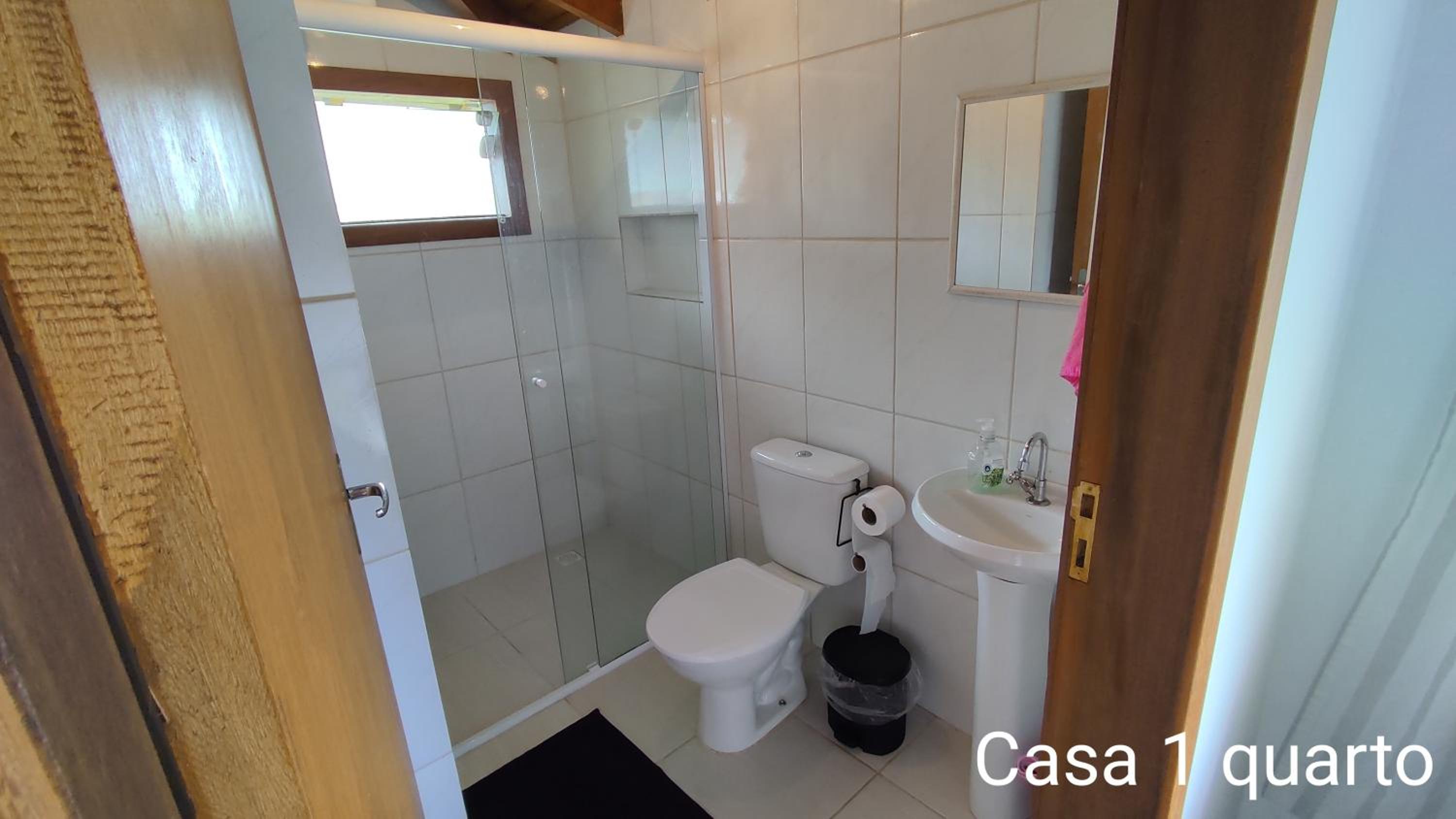 One-Bedroom House - Photo 7
