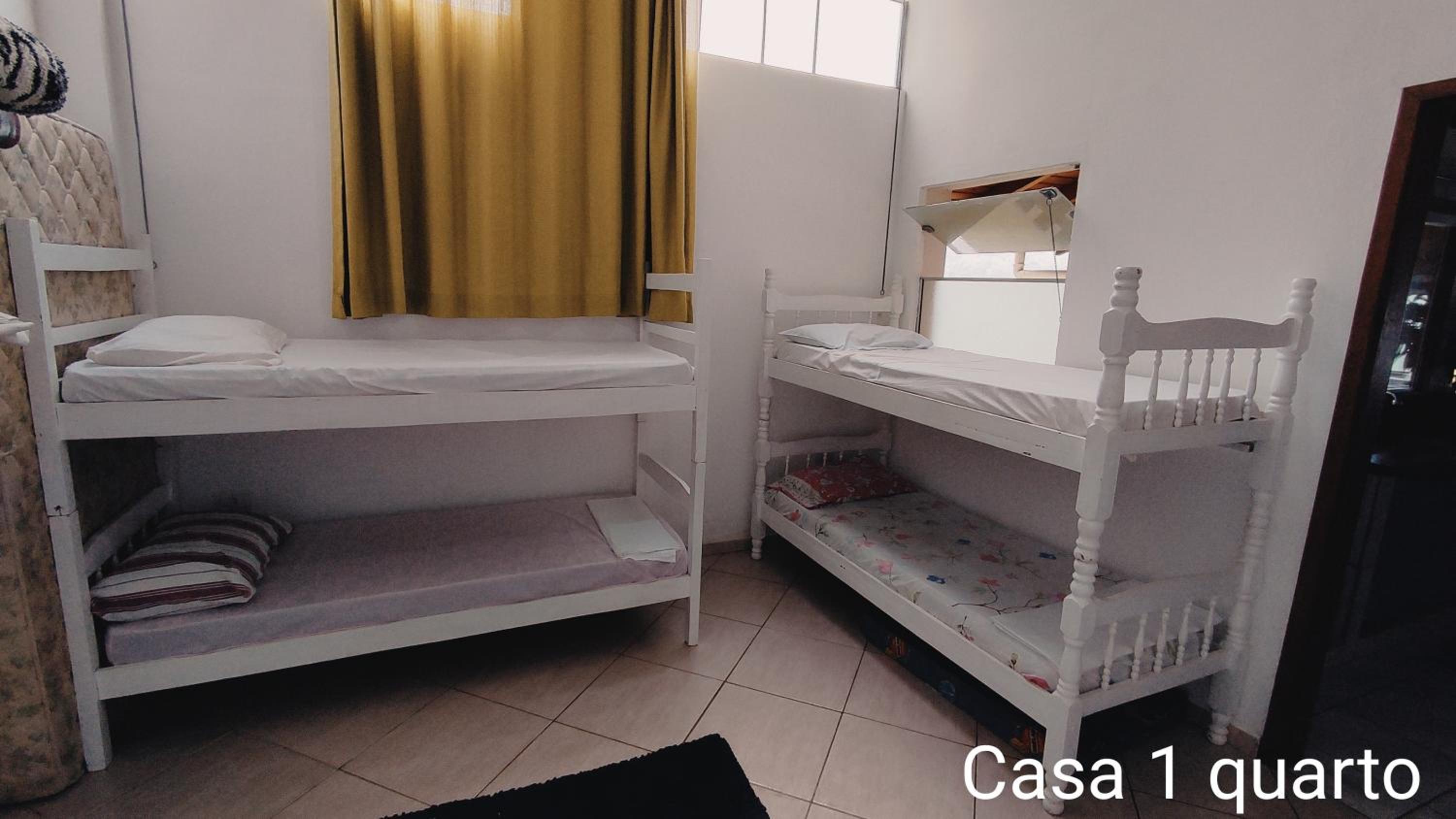 One-Bedroom House - Photo 8