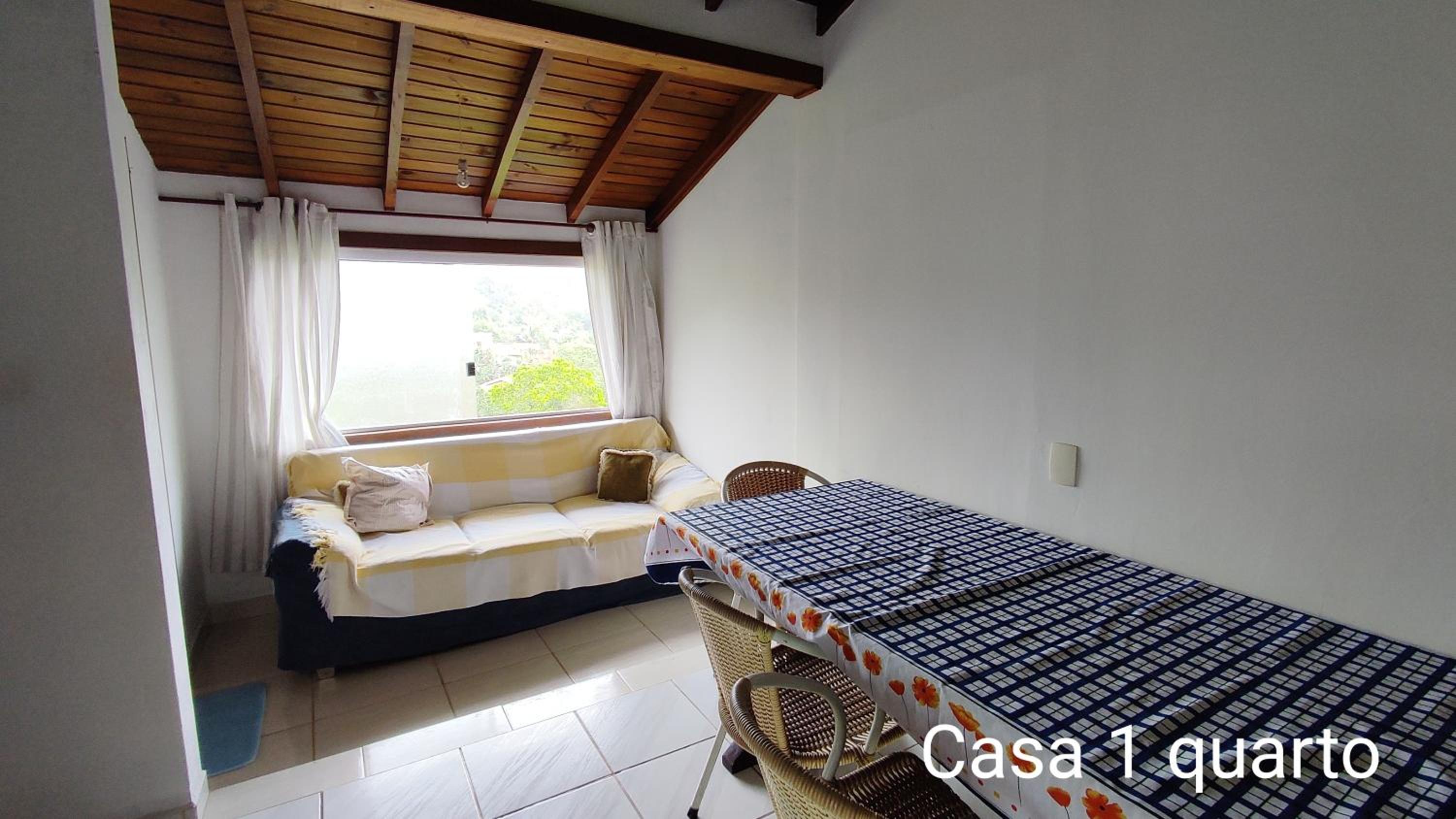 One-Bedroom House - Photo 33