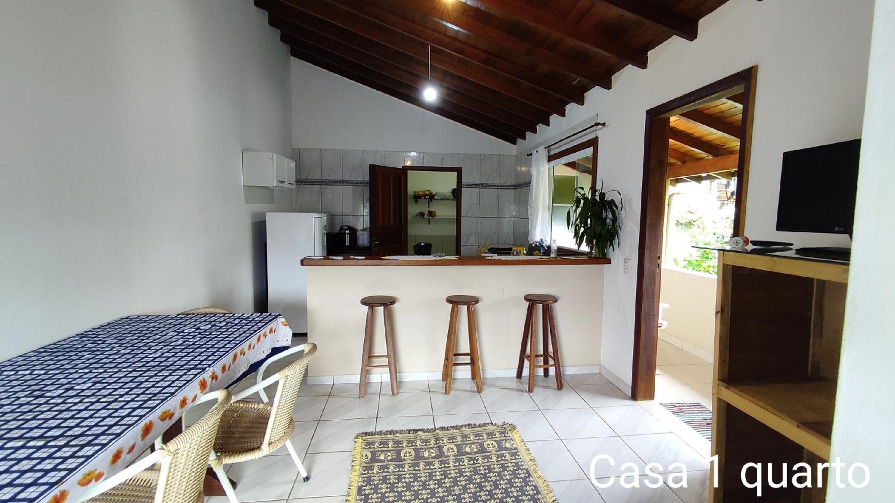One-Bedroom House - Photo 12