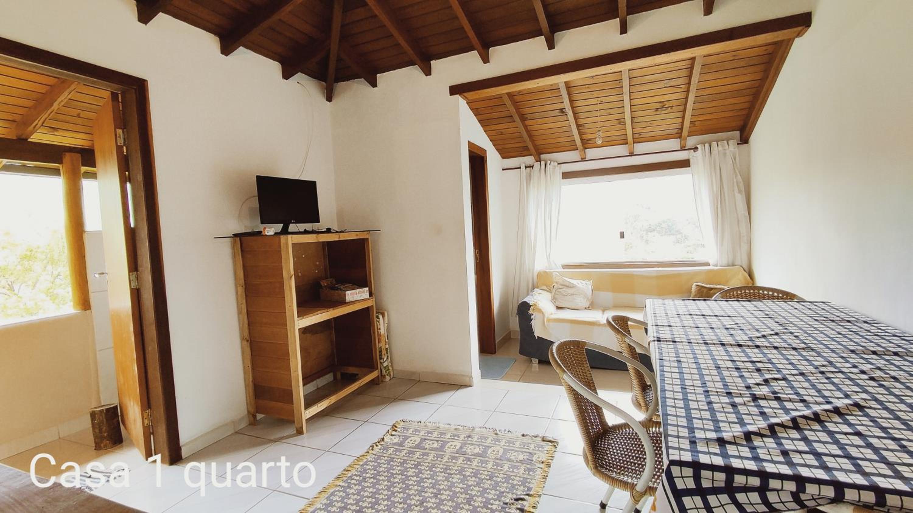 One-Bedroom House - Photo 24